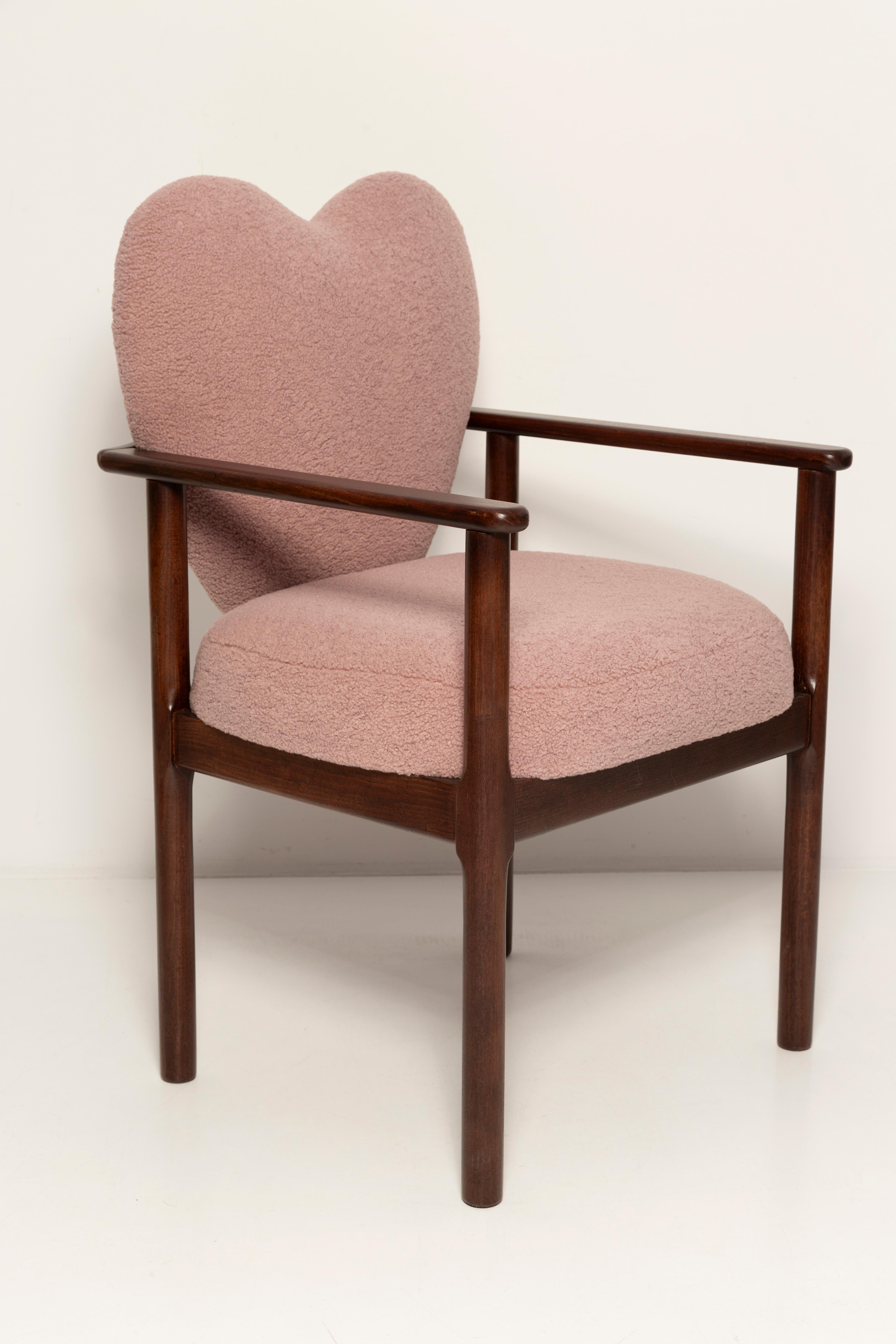 Polish Heart Dining Chair, Pink Boucle, Vintola Studio, Europe, Poland For Sale