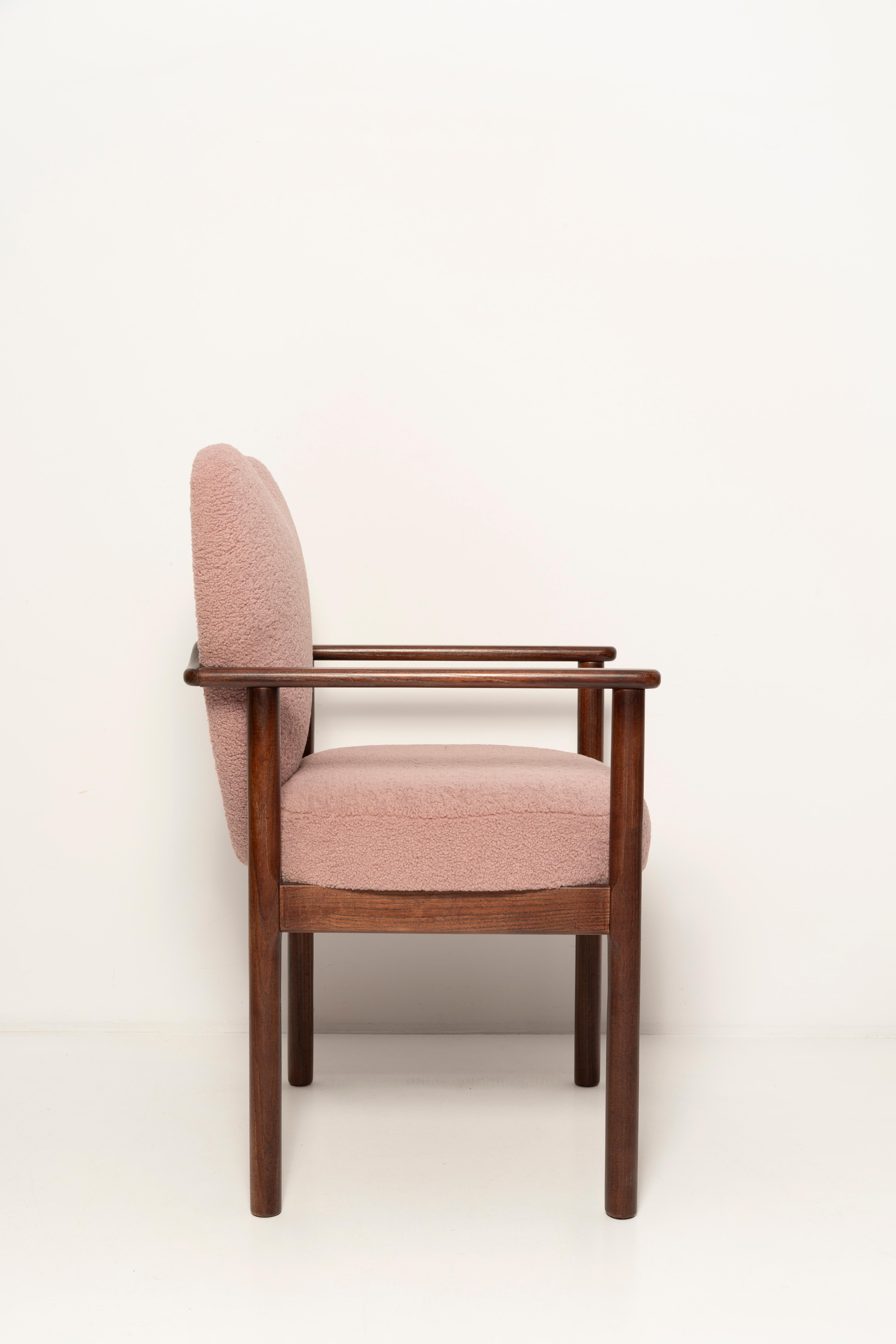 Hand-Crafted Heart Dining Chair, Pink Boucle, Vintola Studio, Europe, Poland For Sale