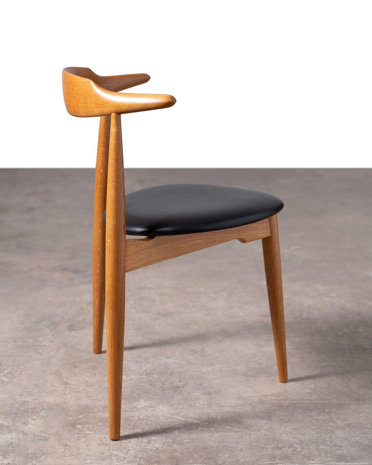 Heart Dining Chairs by Hans Wegner for Fritz Hansen For Sale 5