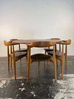 Table et chaises Heart de Hans Wegner pour Fritz Hansen en chêne et teck