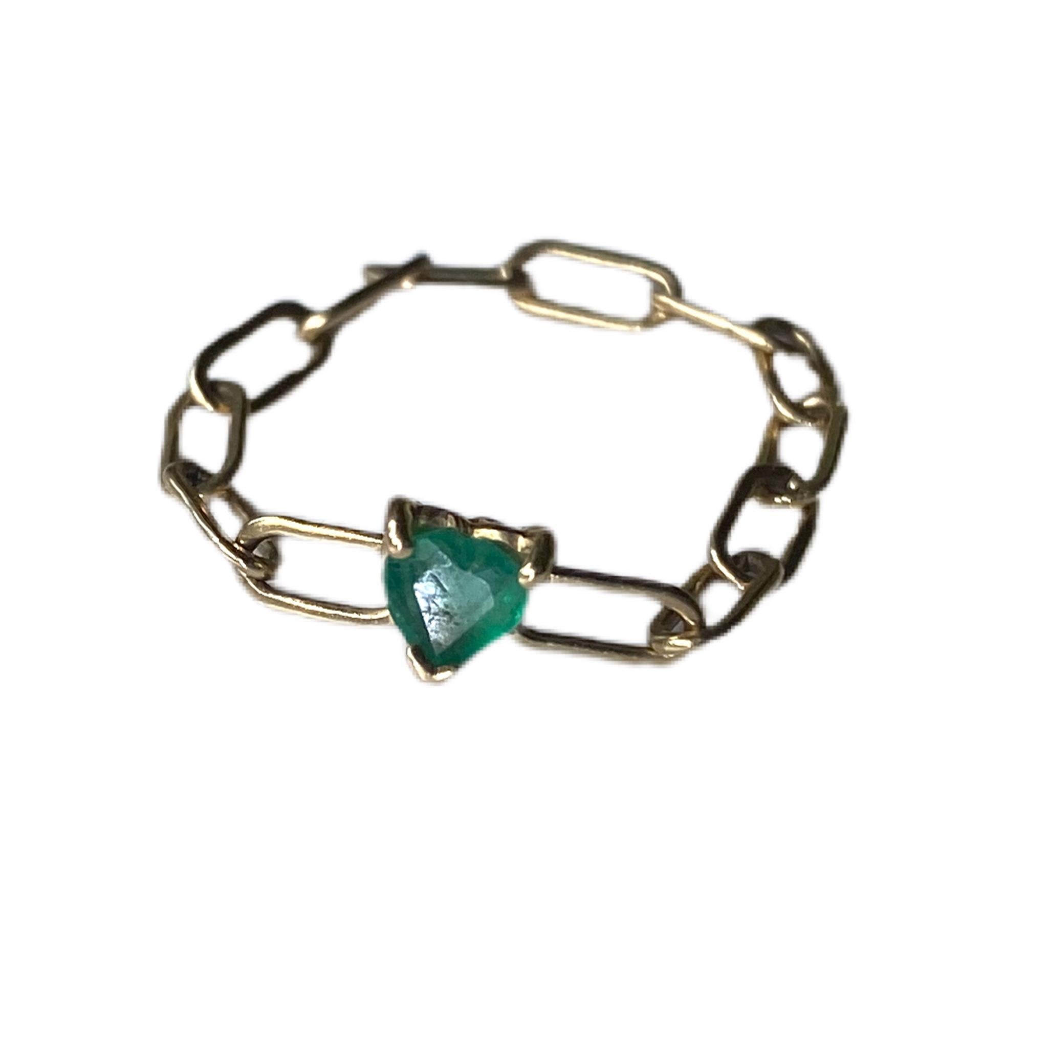 Contemporary Heart Emerald Ring 14K Gold Chain J Dauphin For Sale