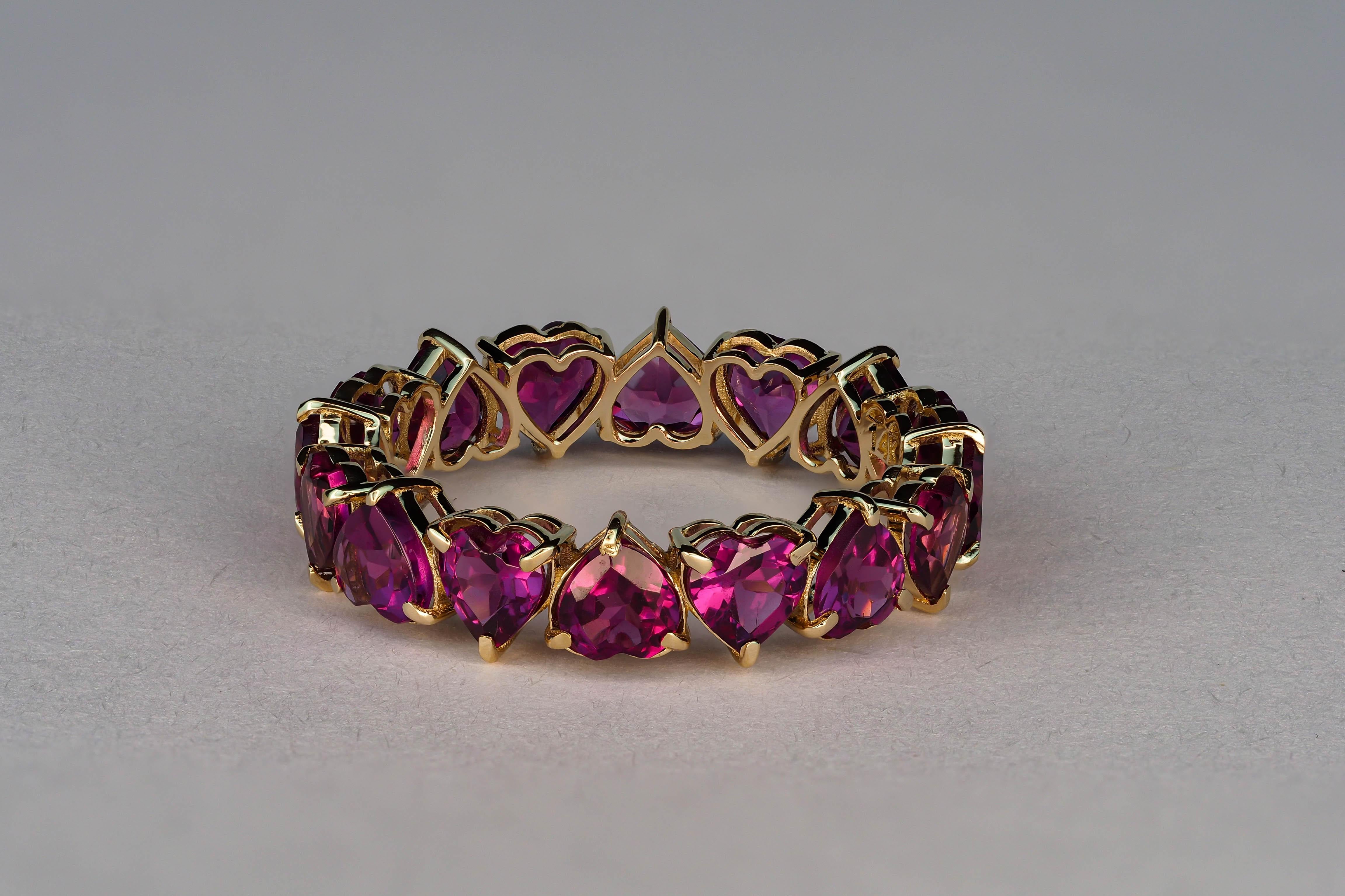 For Sale:  Heart garnet ring. 14k Gold Heart Eternity Ring with Heart Garnets! 20