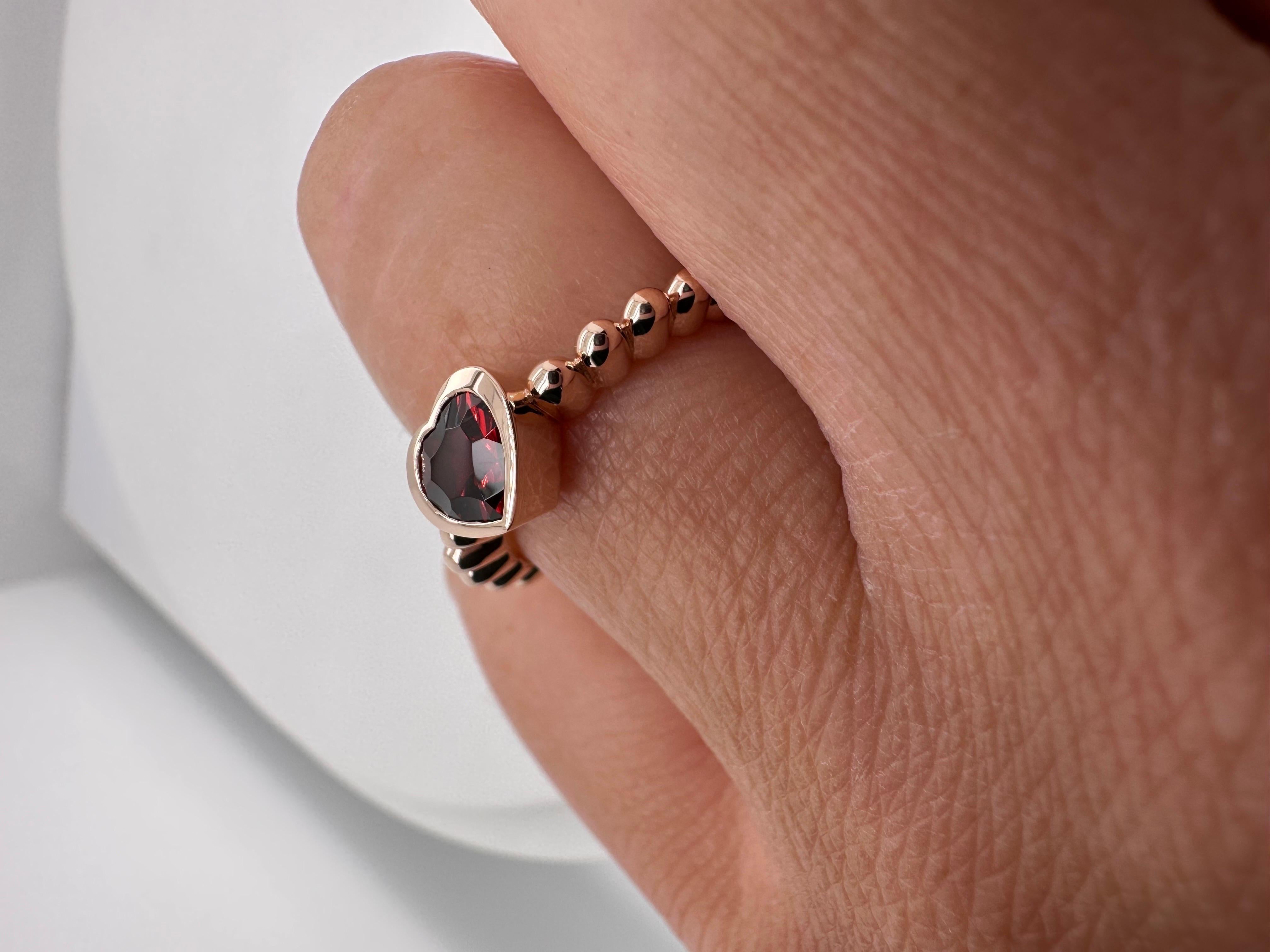 Herz-Granat-Ring 14KT Roségold Romantisch Natürlicher Granat Solitär Ring im Angebot 4