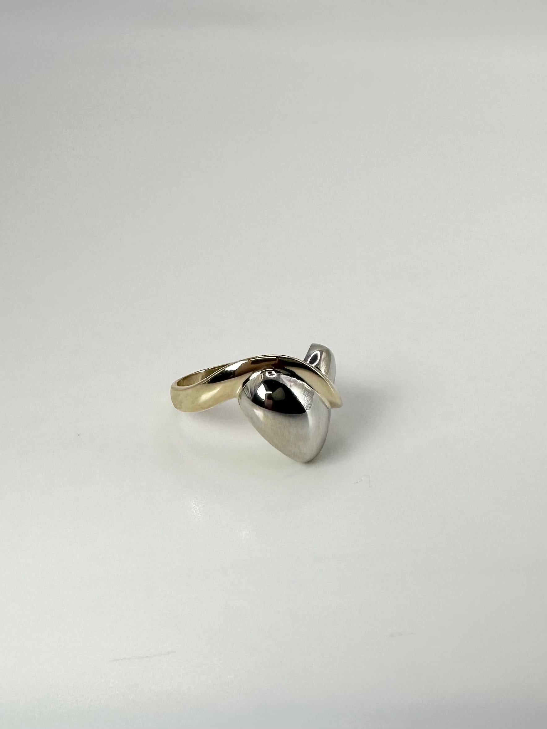 Modernist Heart Gold Ring 14 Karat Two Tone Gold Dome Cocktail Ring For Sale