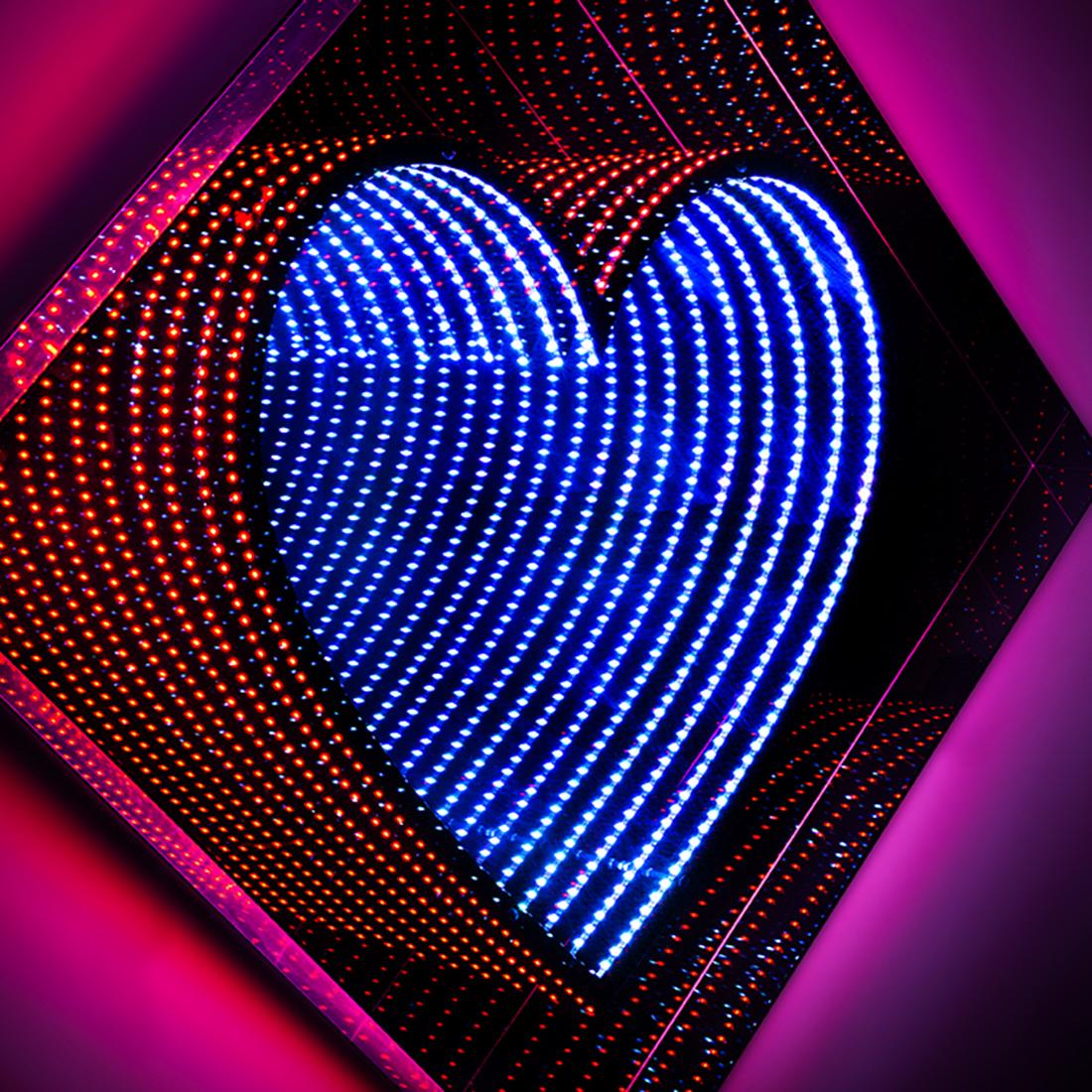 Glass Heart Light Mirror Wall Decoration