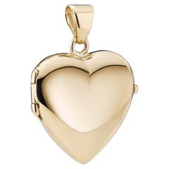 Heart Locket – 14 Karat Gold – Polished Finish – 26 x 28 mm – 6.5 g