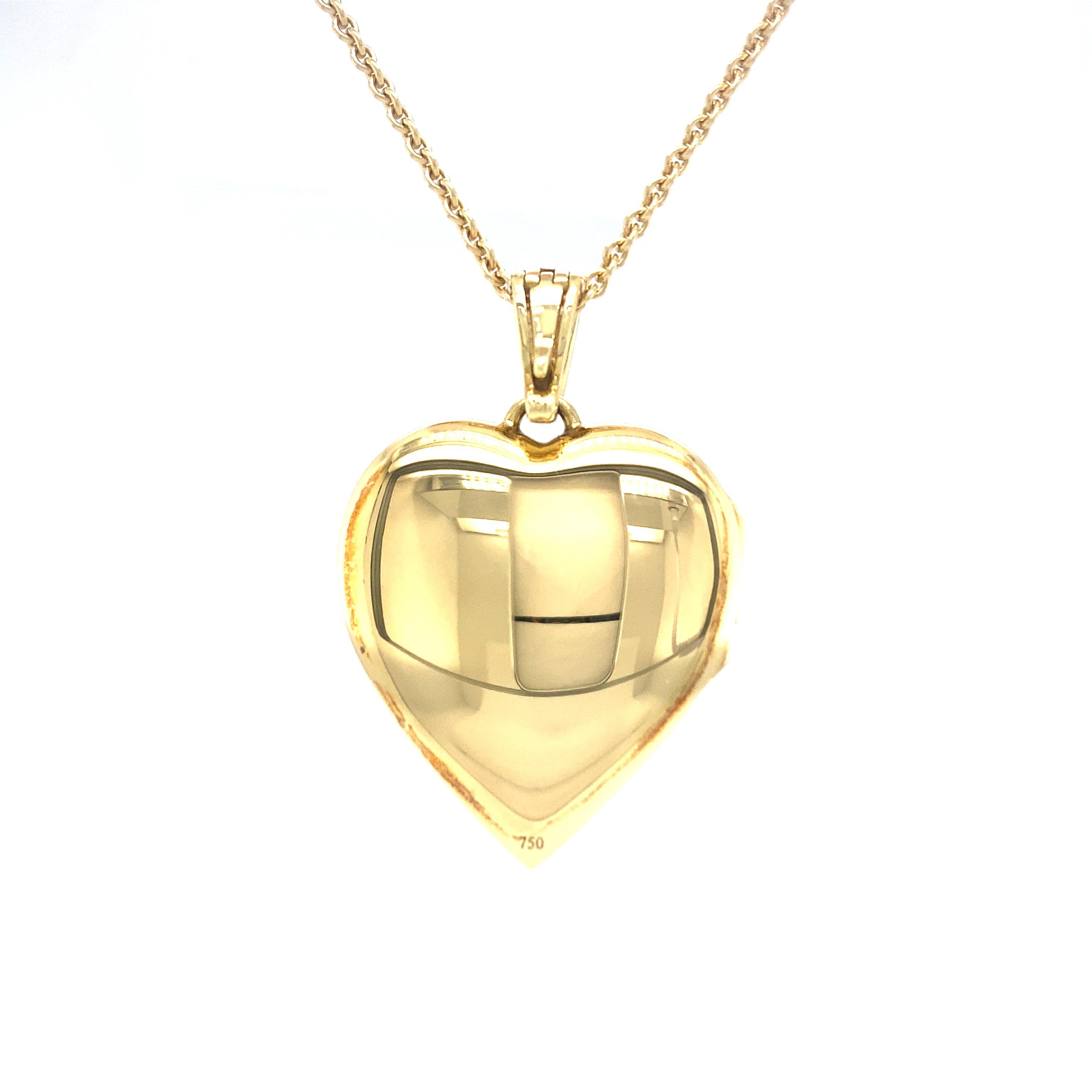 Victorian Heart Locket Necklace 18k Yellow Gold Emerald Green Enamel 3 Diamonds 0.03ct For Sale