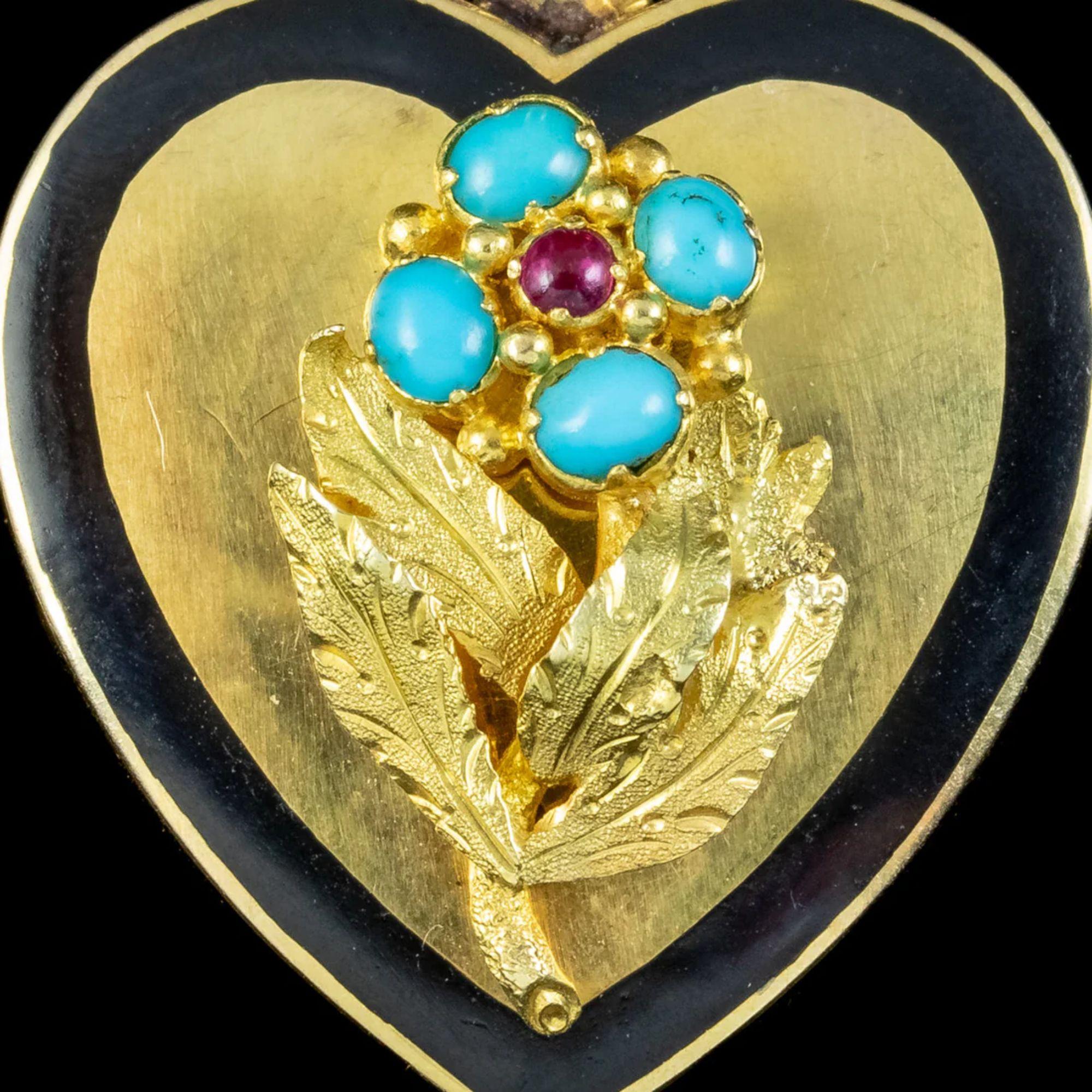 Heart Locket Turquoise Ruby Forget Me Not in 18 Carat Gold, circa 1880-1910 In Good Condition For Sale In Kendal, GB