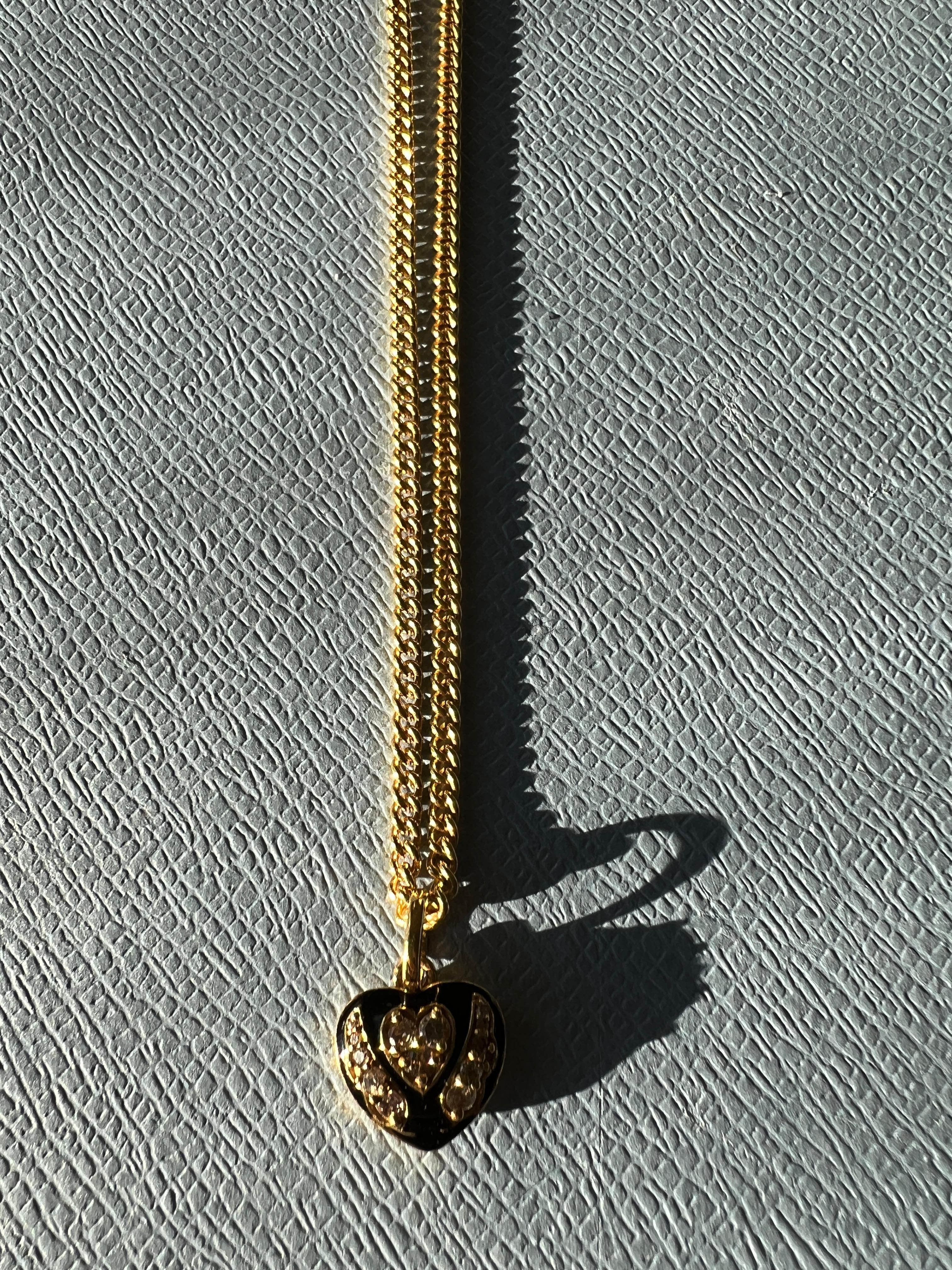 Contemporaneo Memento Mori Collana Cuore Diamante Bianco Smalto Nero in vendita