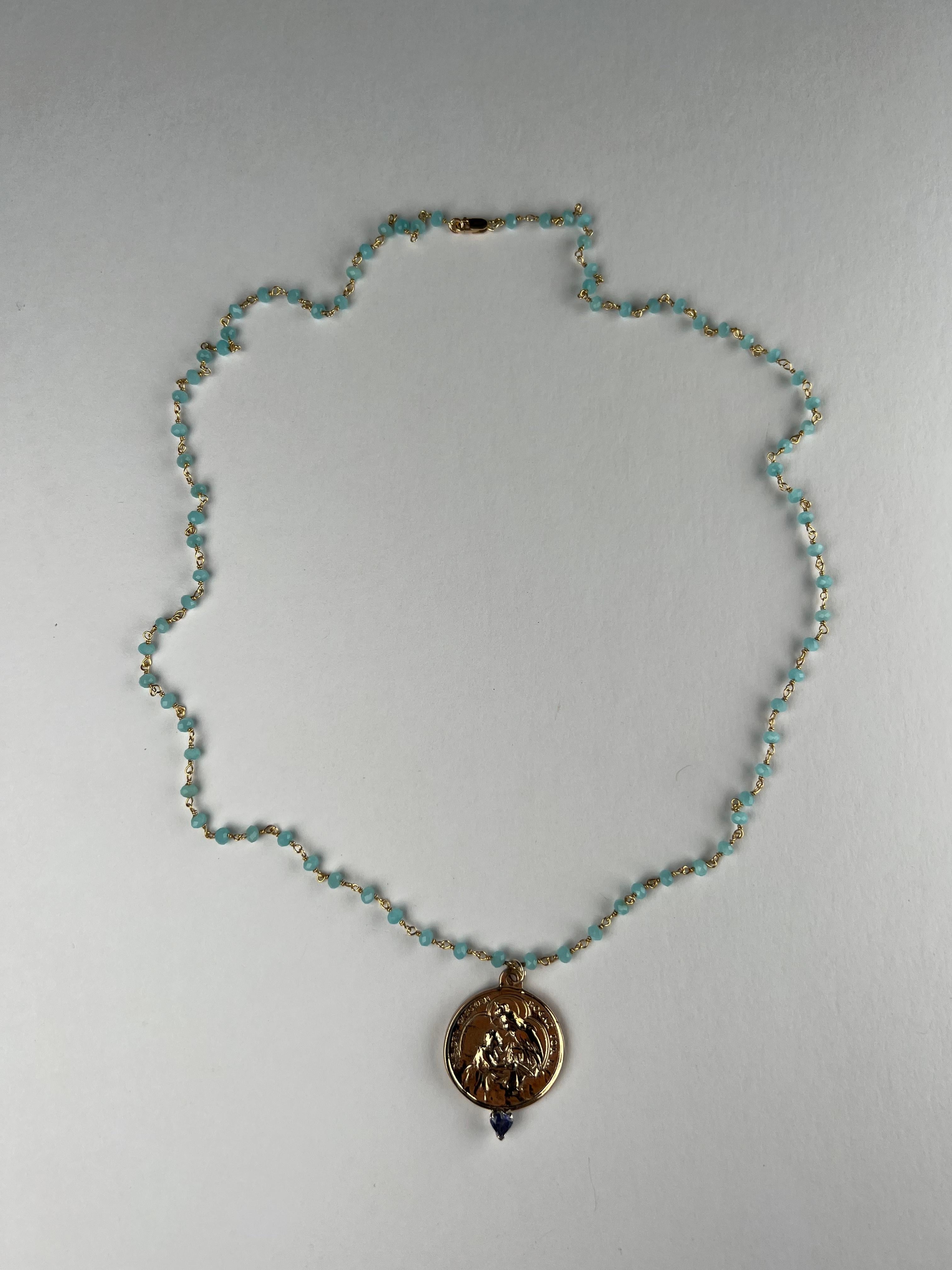 Collier Médaille Coeur Vierge Marie Chaîne de perles Tanzanite J Dauphin en vente 4