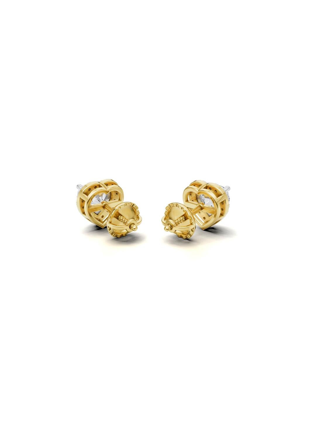 Orecchini a cerchio con cuore in moissanite in oro 14k in vendita 1