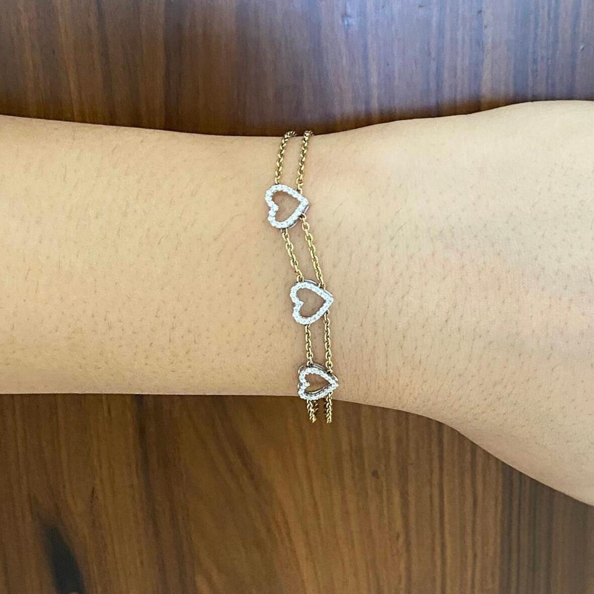 Art Déco Bracciale impilabile con diamanti naturali a forma di cuore in oro massiccio 14k (certificato) in vendita
