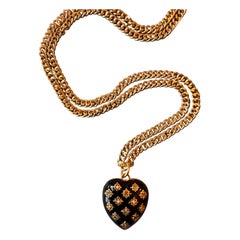 Collier Coeur Victorien Memento Mori Style Diamant Blanc Émail Noir