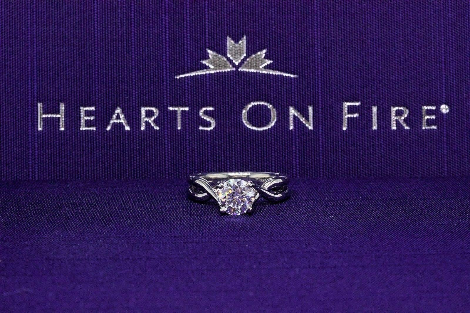 Heart on Fire Round 1.23 ct Diamond & Platinum Twist Solitaire Engagement Ring 4