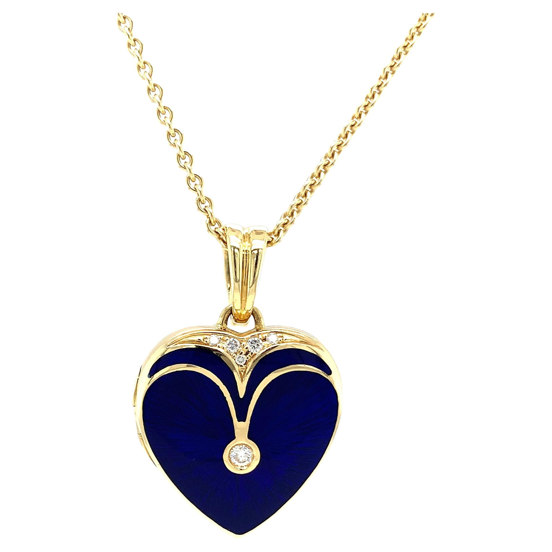 Collier médaillon pendentif cœur en or jaune 18 carats, émail bleu et 6 diamants 0,12 carat H VS en vente