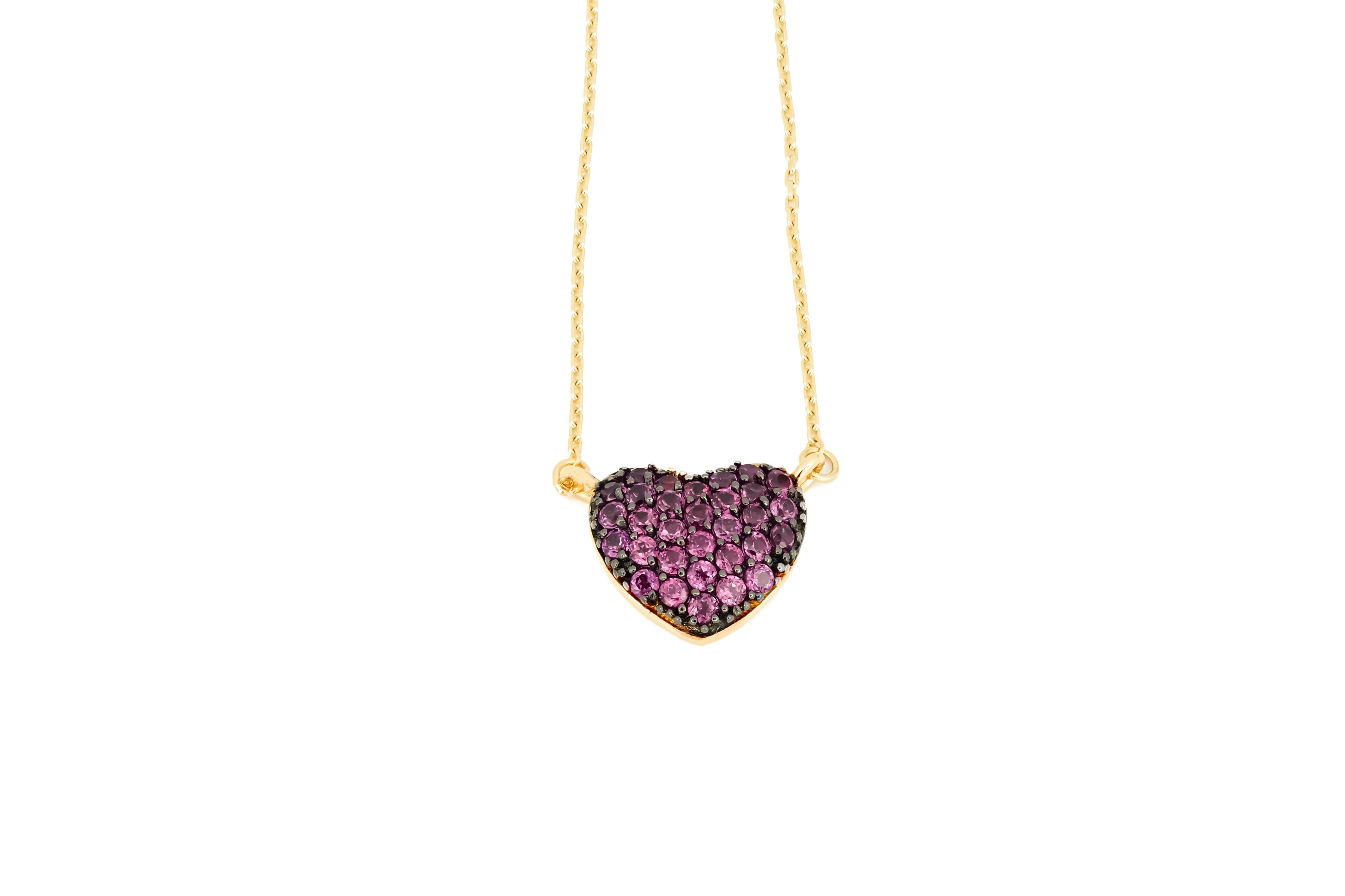 Round Cut Heart Pendant necklace in 14k gold 
