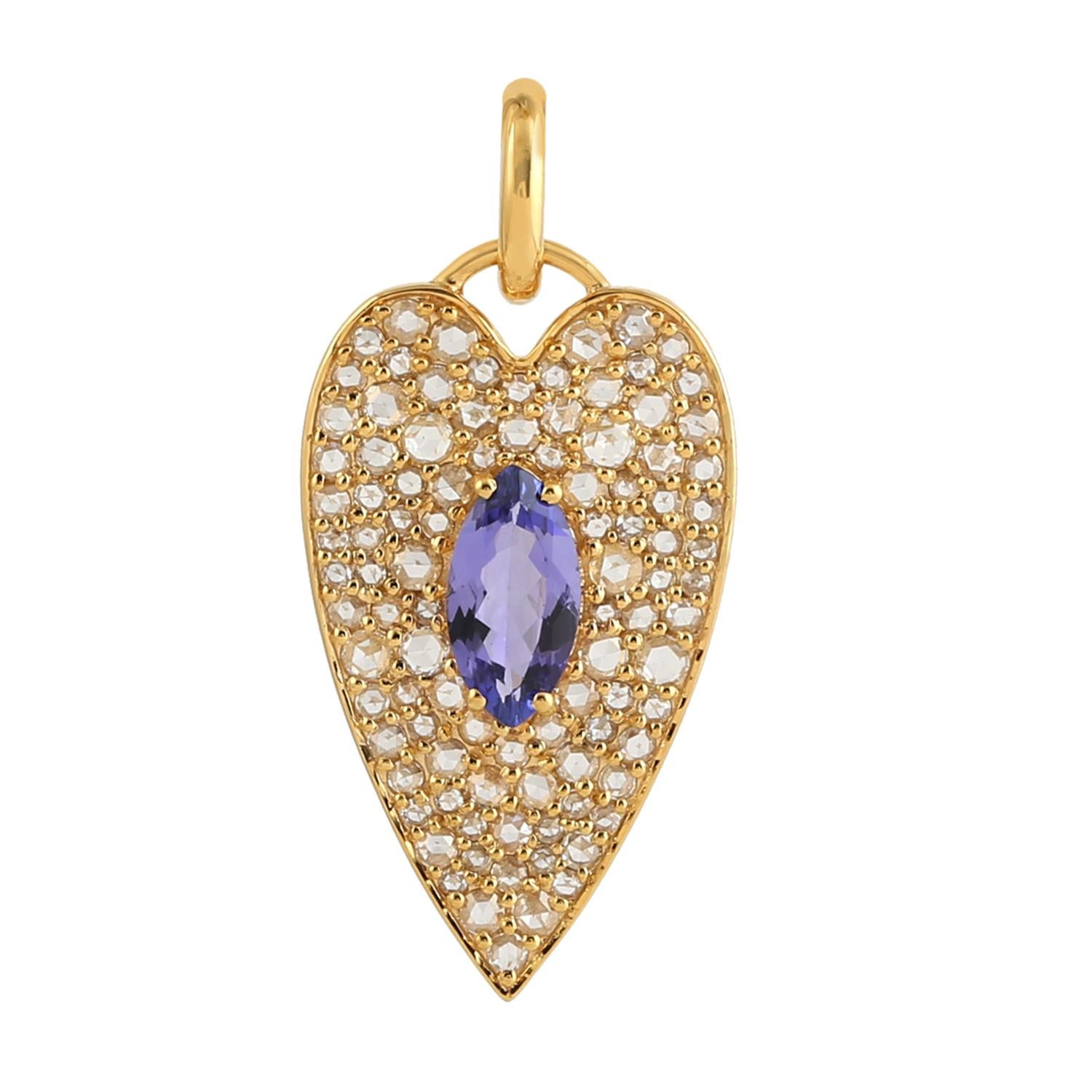 Art Déco Ciondolo a cuore con tanzanite blu a forma di marquise e pavé di diamanti in oro giallo 18 carati in vendita