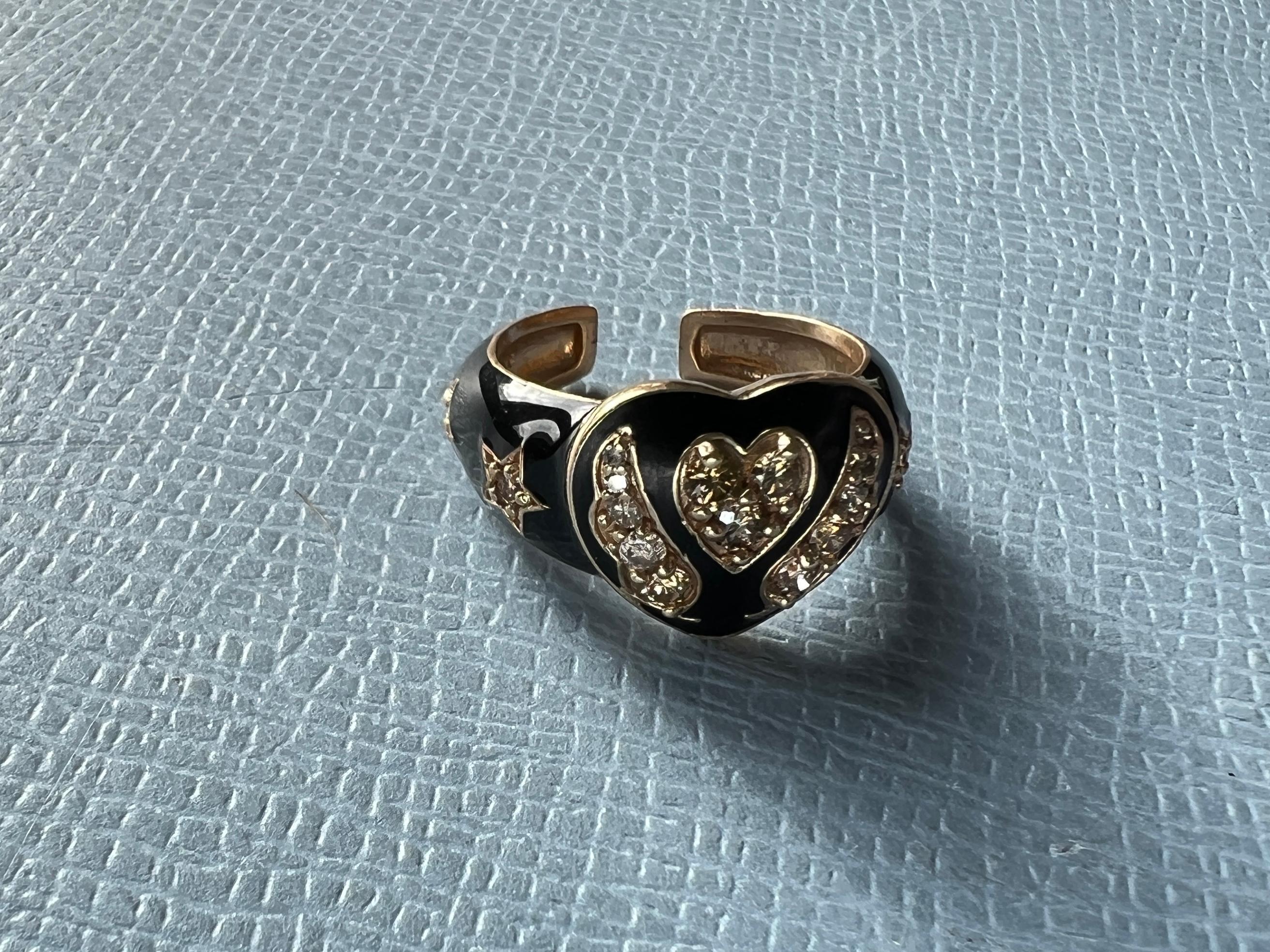 Victorian Style Heart Ring White Diamond Black Enamel For Sale 2