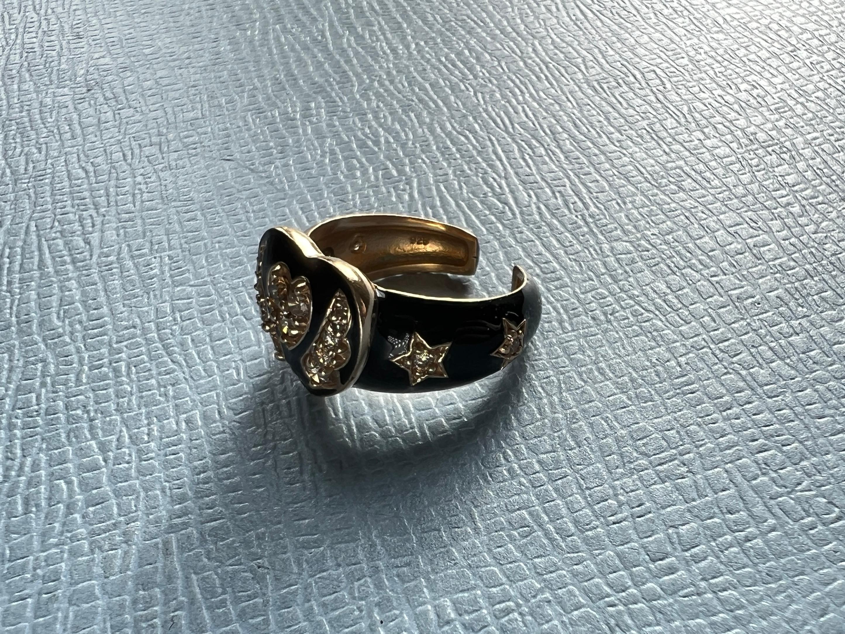 Victorian Style Heart Ring White Diamond Black Enamel For Sale 3