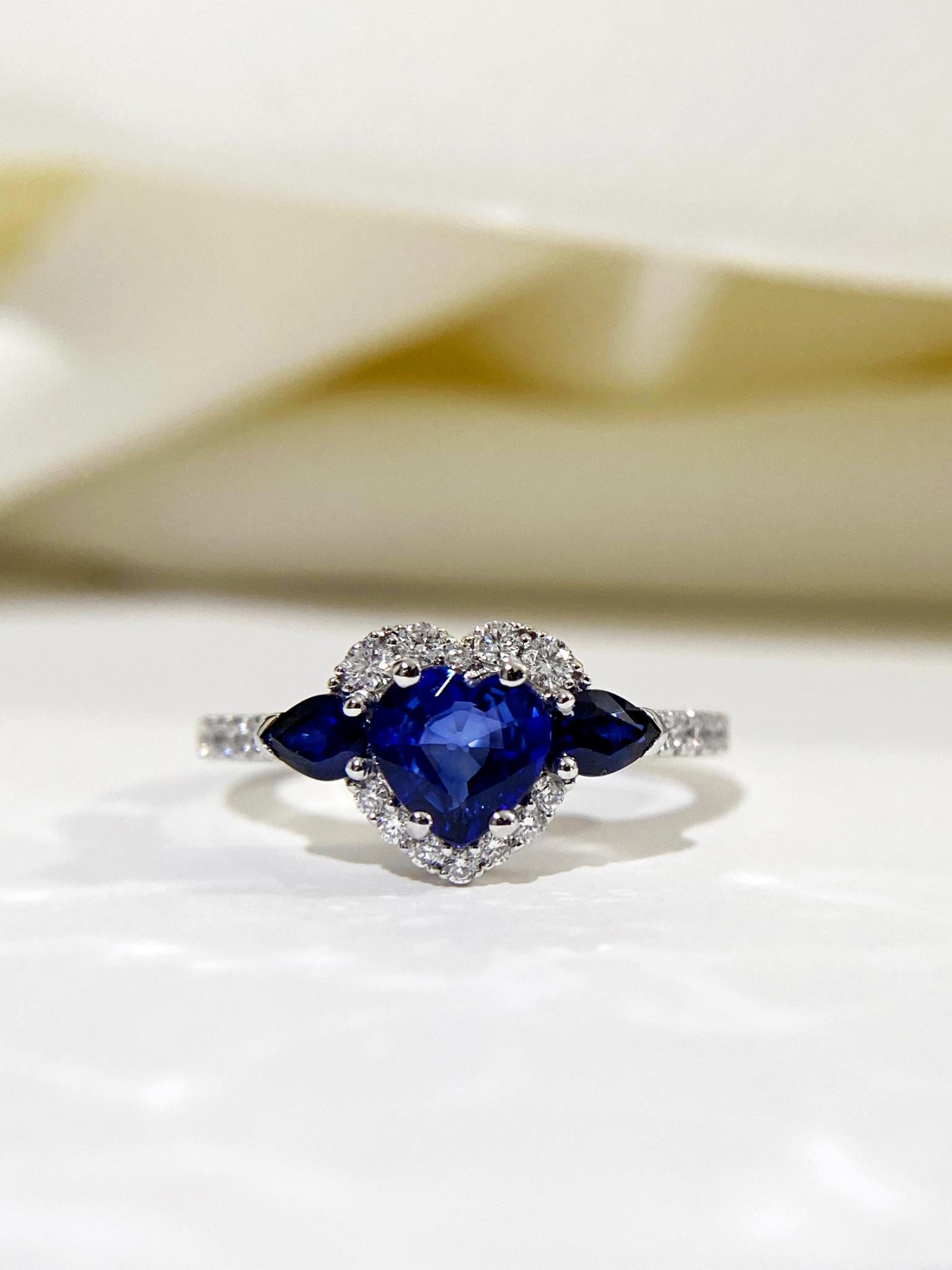 For Sale:  Heart Ring with Blue Sapphires and Diamonds, 18 Karat White Gold, Made in Italy 4