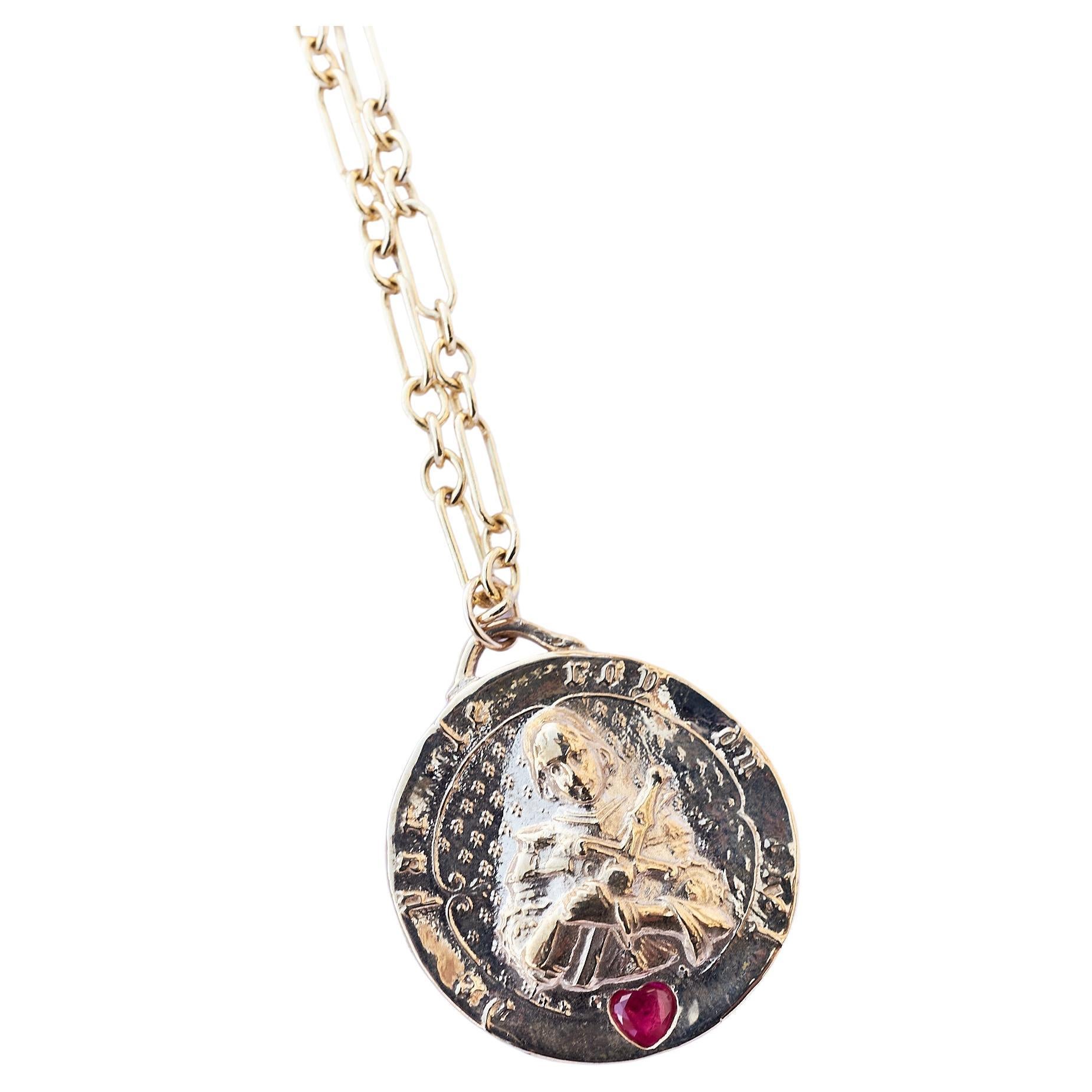 Herz-Rubin-Medaille-Halskette mit Joan of Arc-Anhänger aus Bronze J Dauphin (Herzschliff) im Angebot