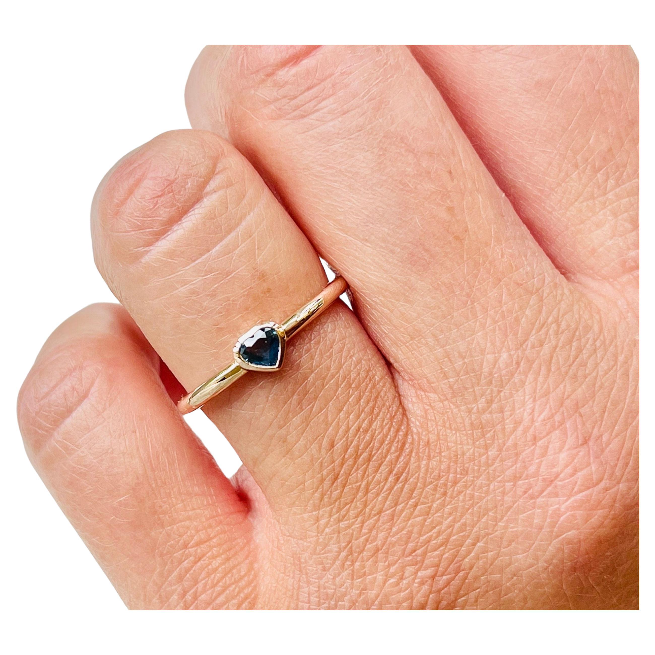 Heart Sapphire Solitaire Ring 18KT yellow gold size 6