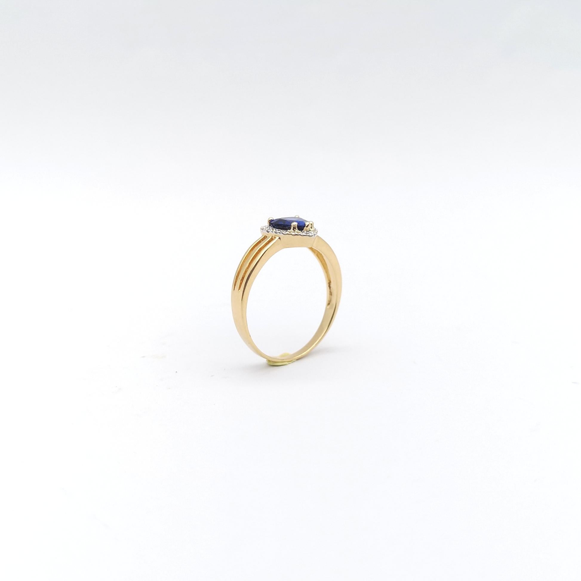 Heart Shape Blue Sapphire with Diamond Ring set in 18K Gold Settings For Sale 6