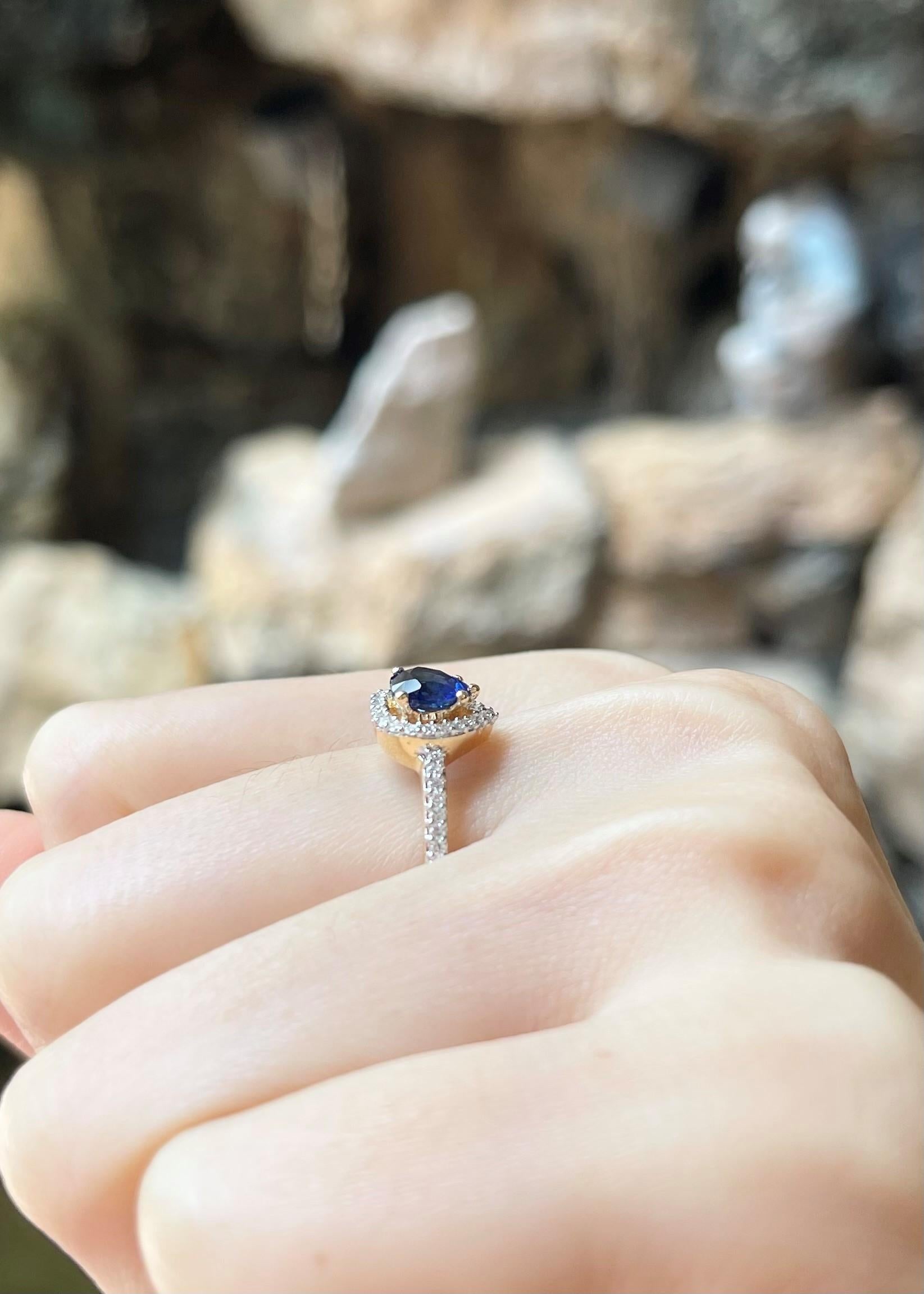 Bague saphir bleu 0,98 carat et diamant 0,23 carat en or 18 carats

Largeur :  0,9 cm 
Longueur : 0,9 cm
Taille de l'anneau : 56
Poids total : 3,01 grammes

