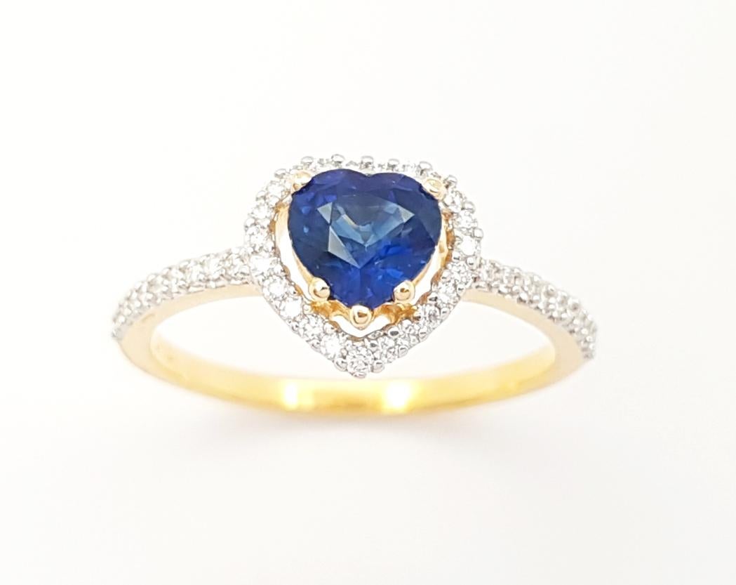 Bague en or 18 carats sertie d'un saphir bleu en forme de cœur avec diamants en vente 1