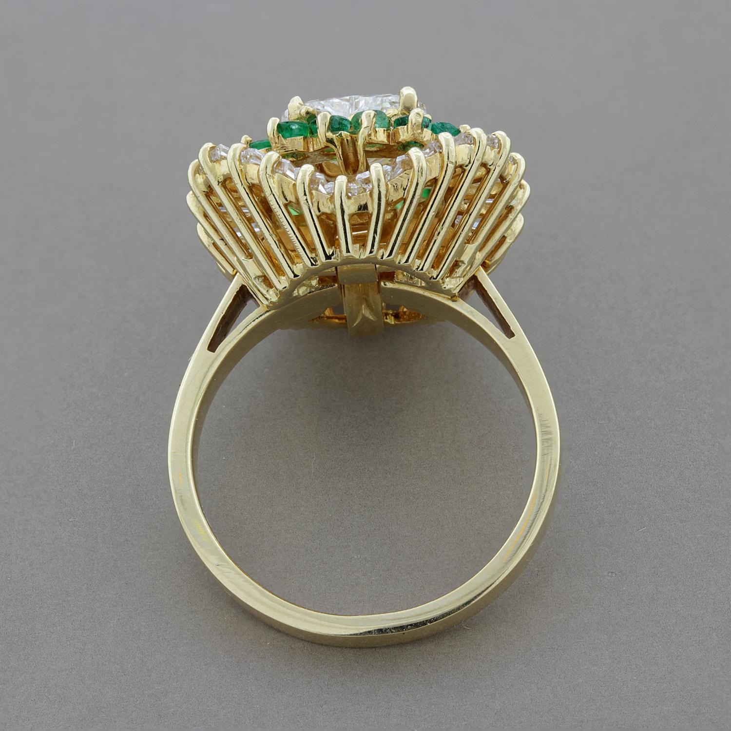Women's Heart Shape Diamond Emerald Halo Gold Ring