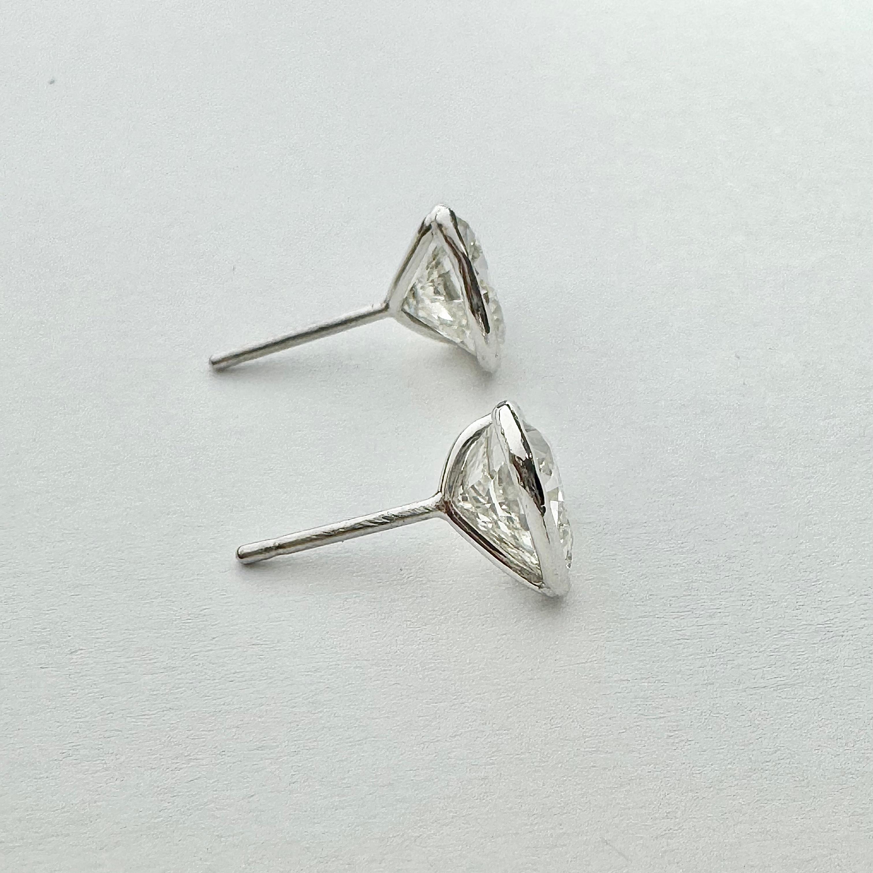 Women's Heart Shape Diamond Studs 4.03cttw,  in Tiffany & Co. setting For Sale