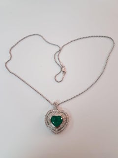 Heart Shape Emerald and Diamond Pavé 18 Karat White Gold Pendant Necklace