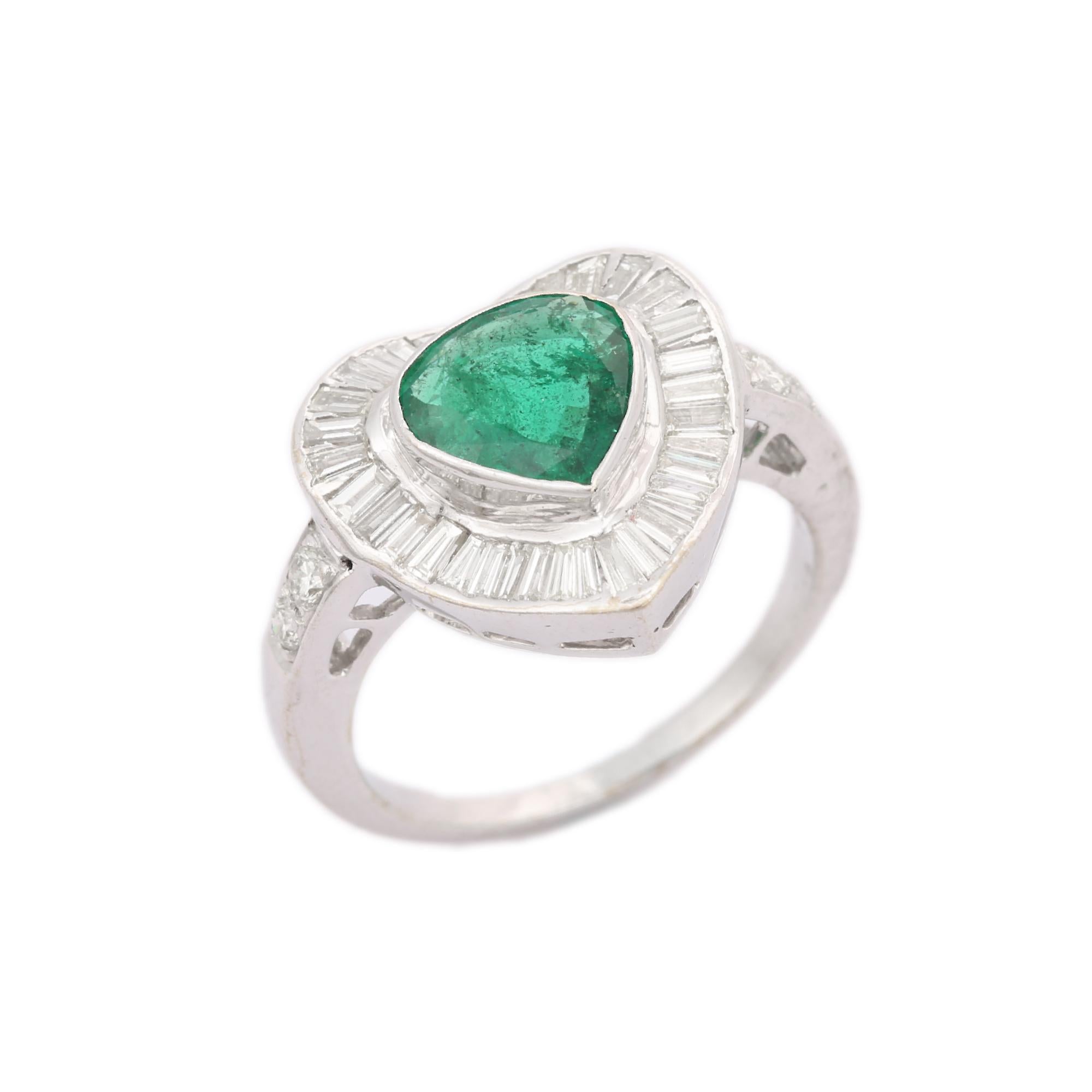 For Sale:  Emerald Diamond Heart Shape Wedding Ring in 18kt Solid White Gold 2