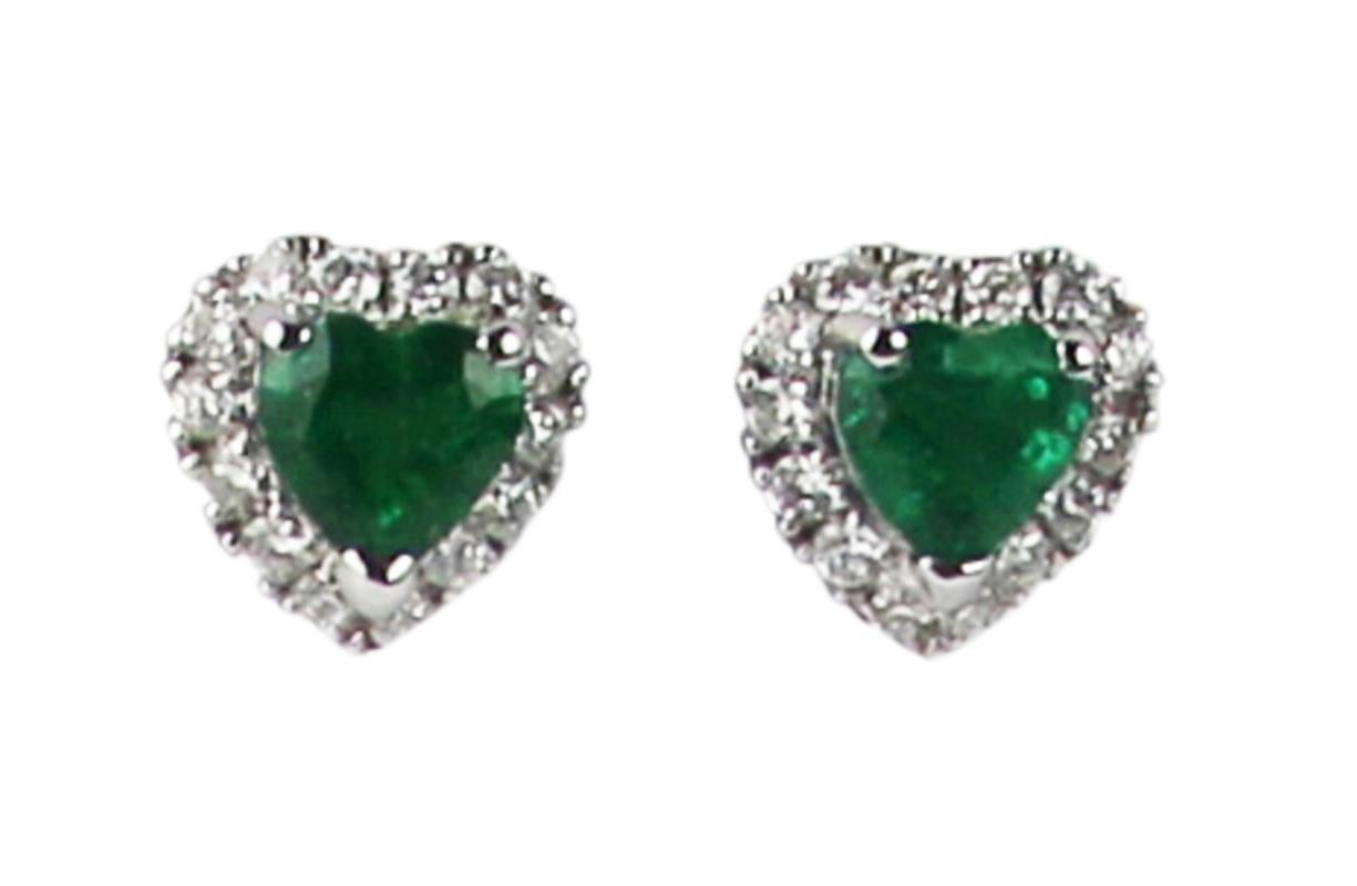 Modern Heart Shape Emerald Diamonds 18 Karat White Gold Stud Earrings For Sale