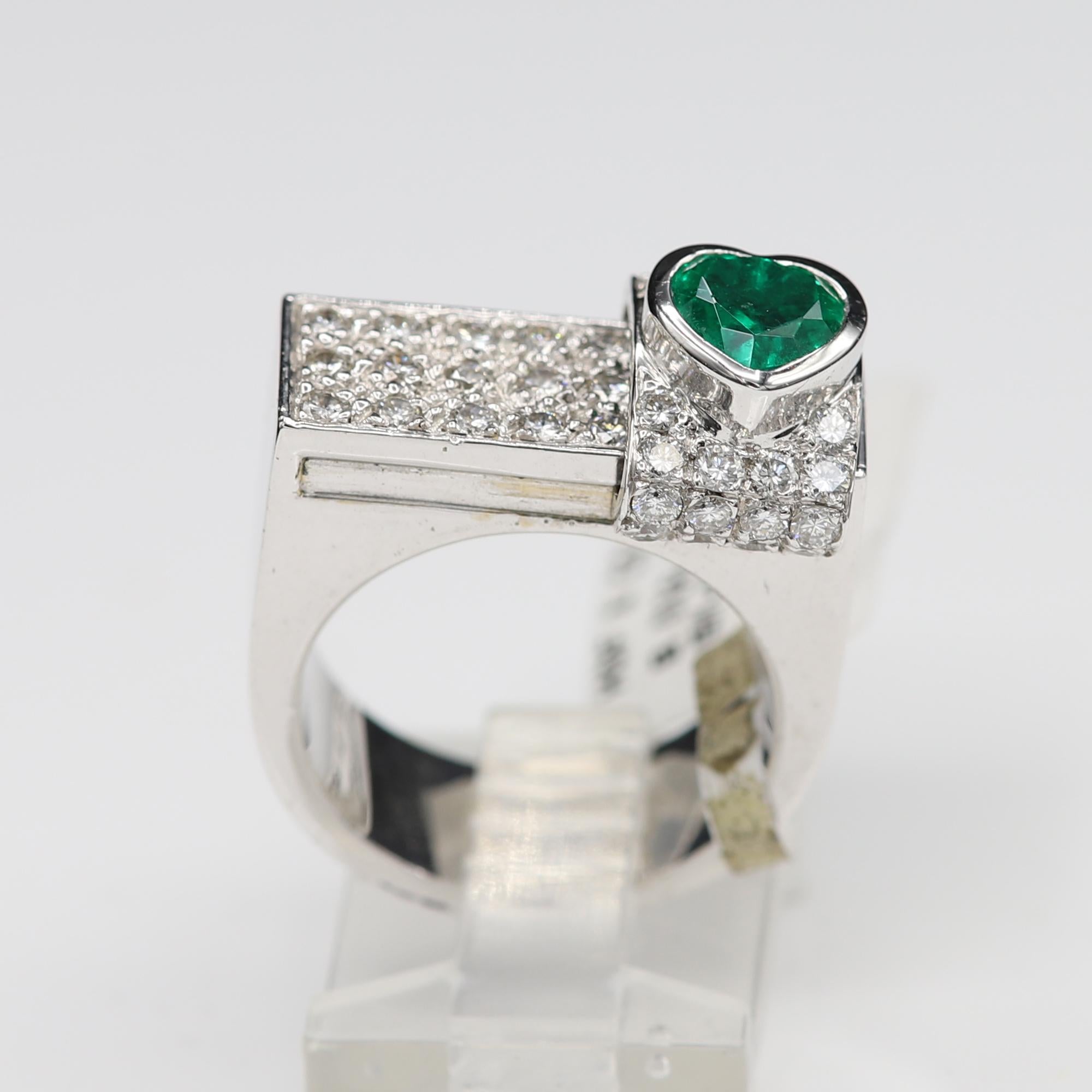 Heart Cut Heart Shape Emerald Ring 0.90 Carat 18 Karat White Gold Sliding Moving Design