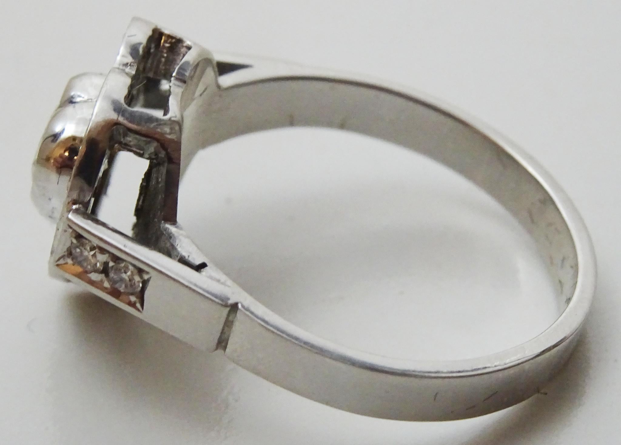 Artisan Heart Shape Flower 14 karat White Gold and Diamond Ring For Sale