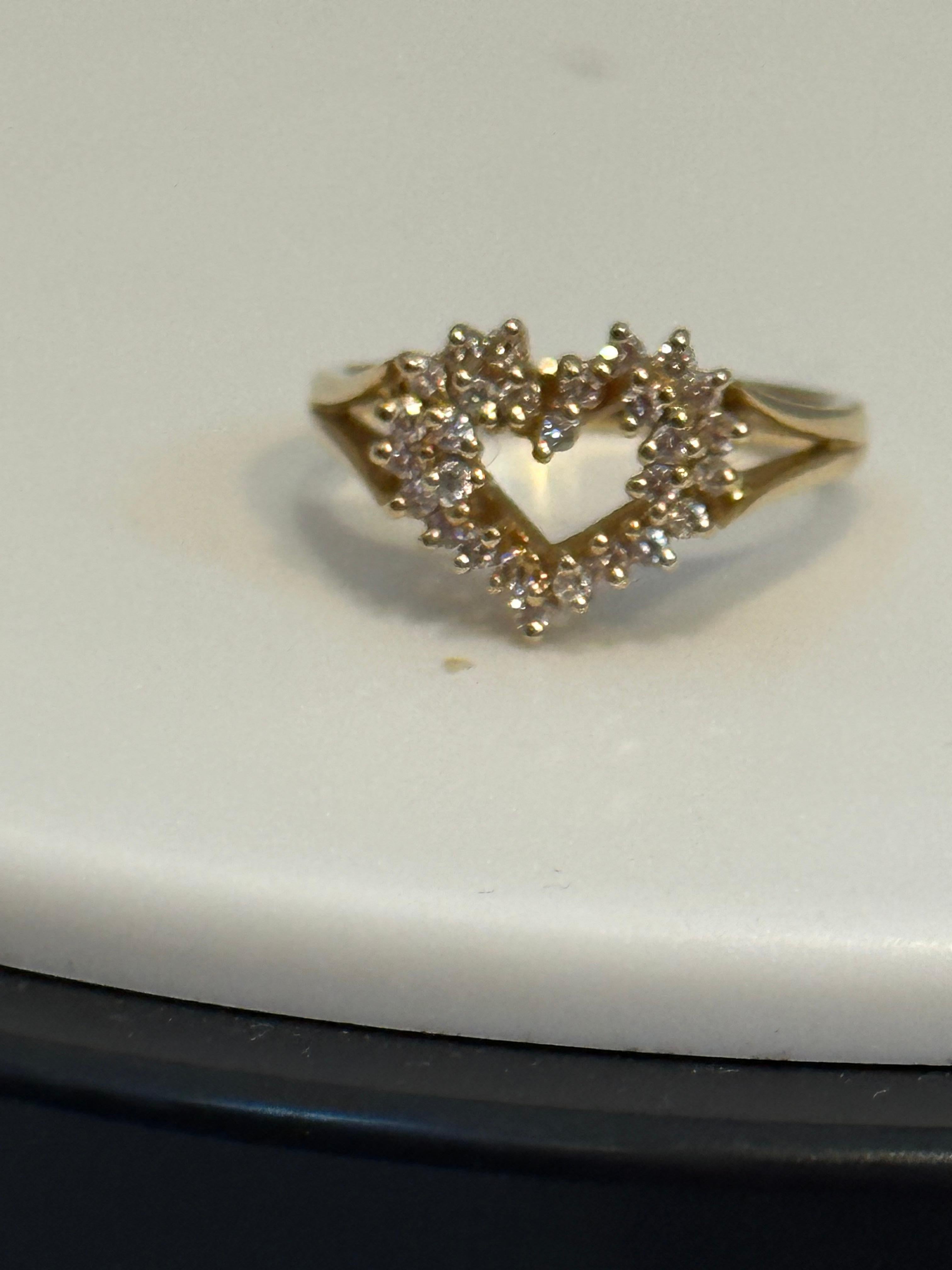 Heart Shape Gold & Diamond Cocktail 14 Karat Gold Ring For Sale 2
