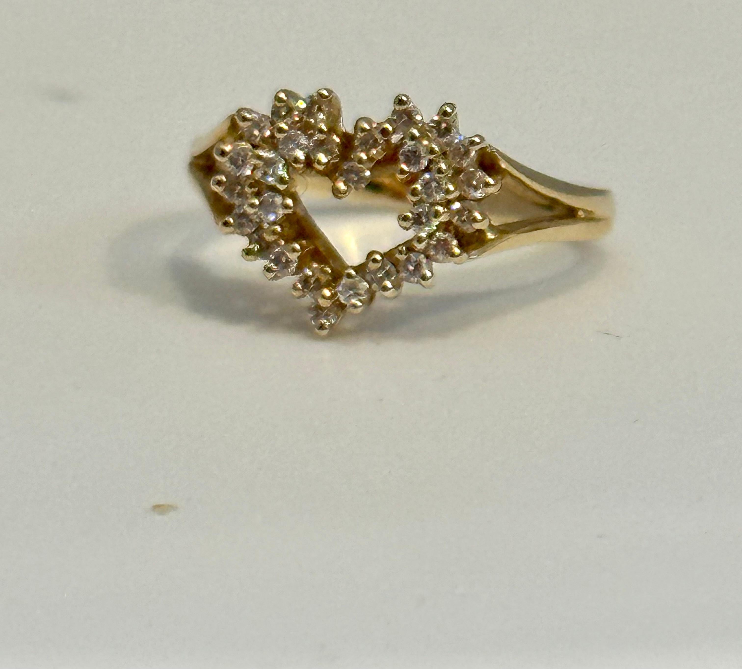 Heart Shape Gold & Diamond Cocktail 14 Karat Gold Ring For Sale 4