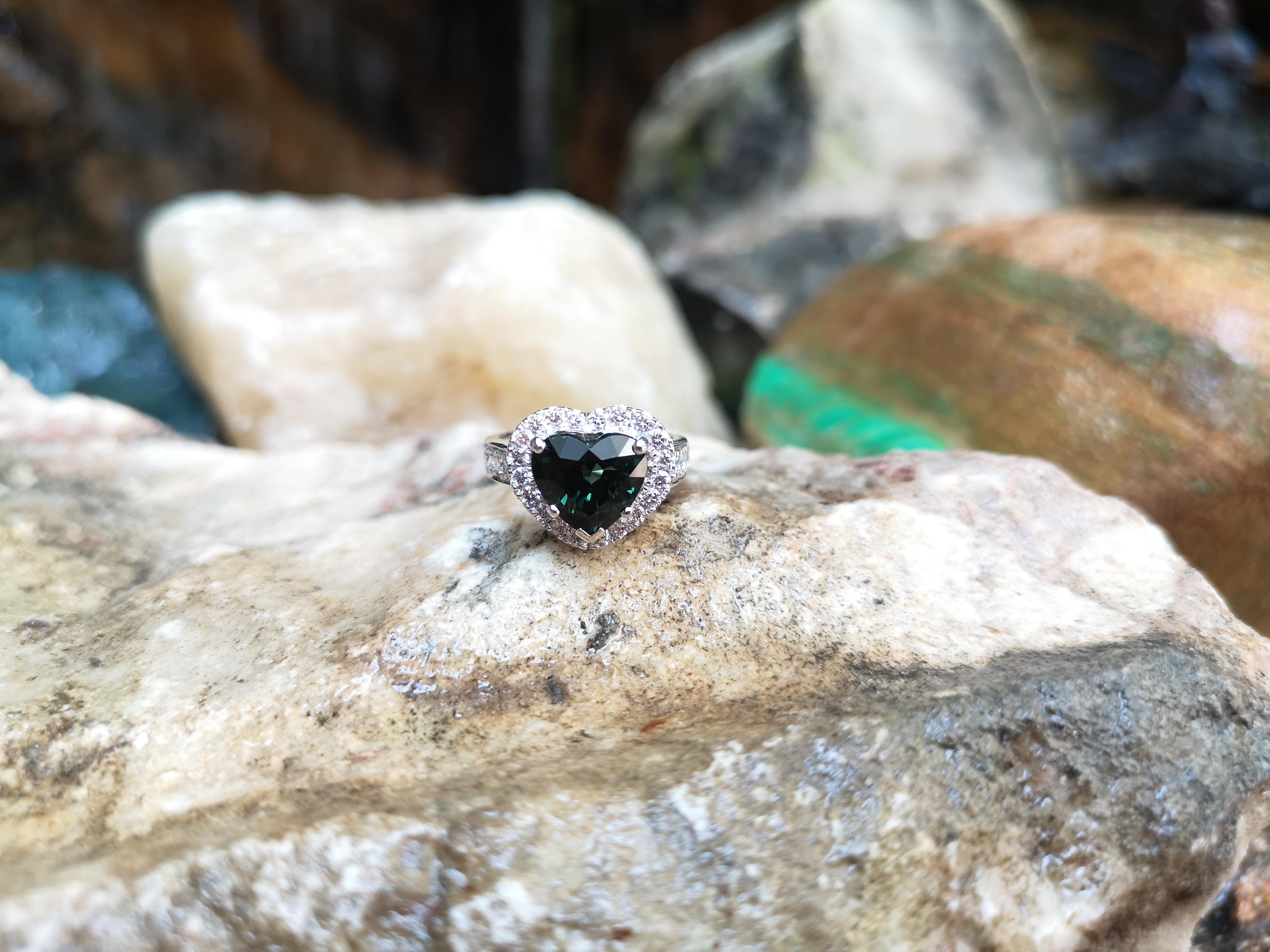Heart Cut Heart Shape Green Sapphire with Diamond Ring Set in 18 Karat White Gold Settings For Sale