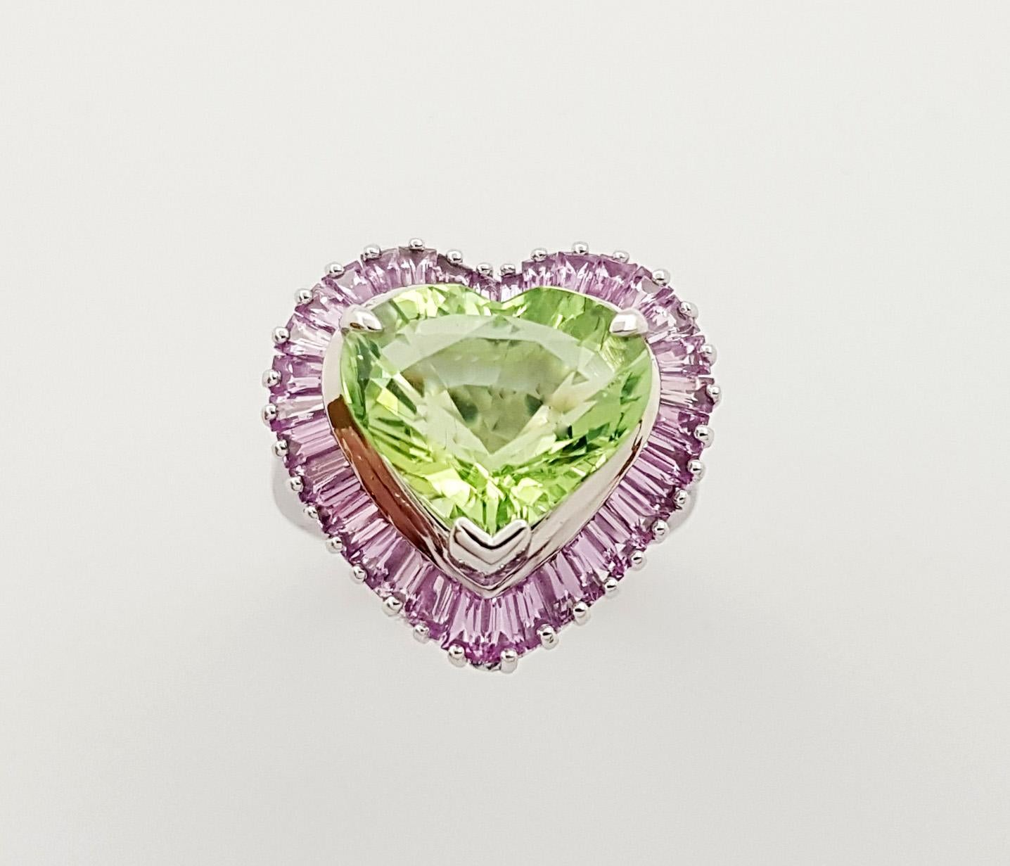 Heart Shape Green Tourmaline with Pink Sapphire Ring set in 18K White Gold  For Sale 4