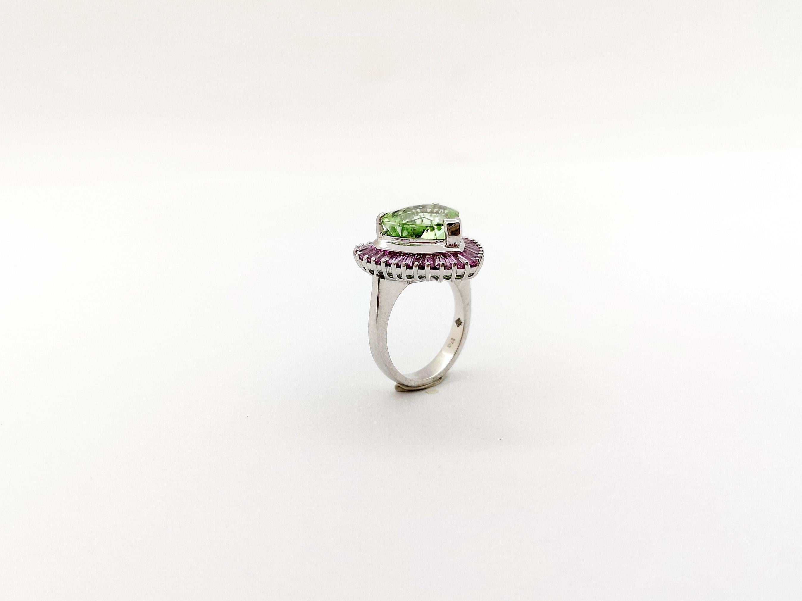 Heart Shape Green Tourmaline with Pink Sapphire Ring set in 18K White Gold  For Sale 8