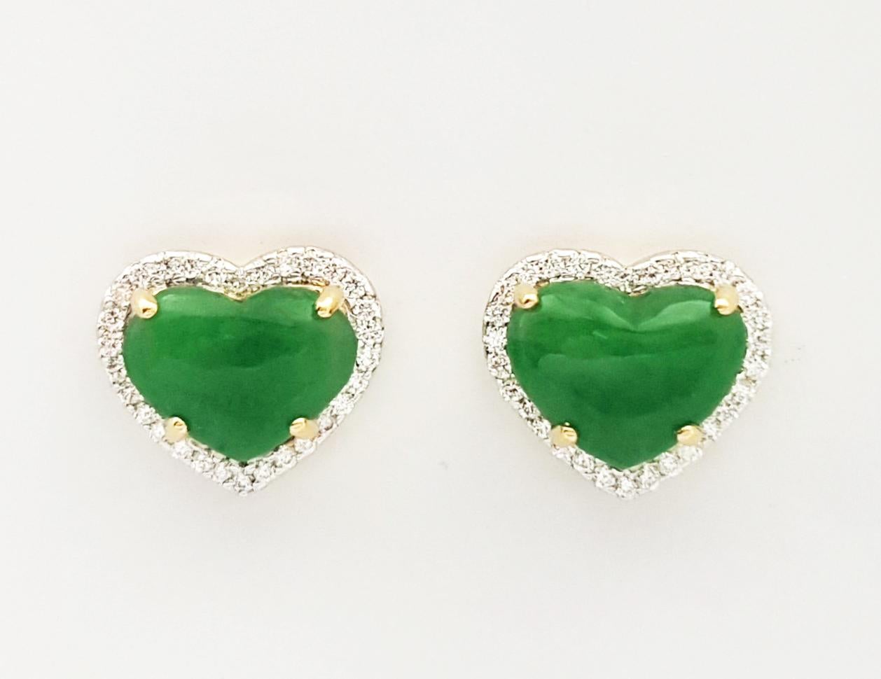 Contemporaneo Orecchini di giada a forma di cuore con diamanti incastonati in oro 18K in vendita