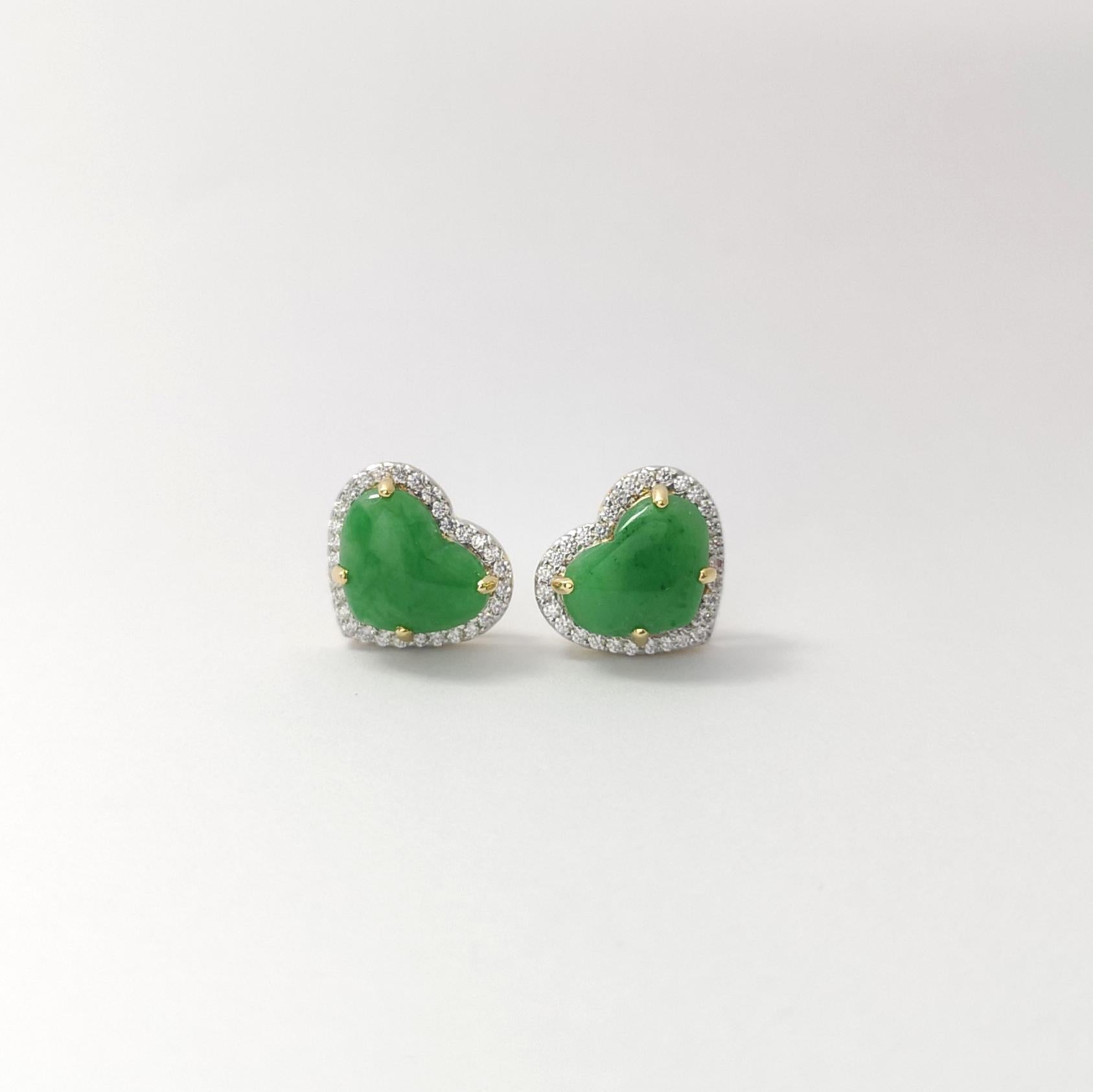 Orecchini di giada a forma di cuore con diamanti incastonati in oro 18K in vendita 3