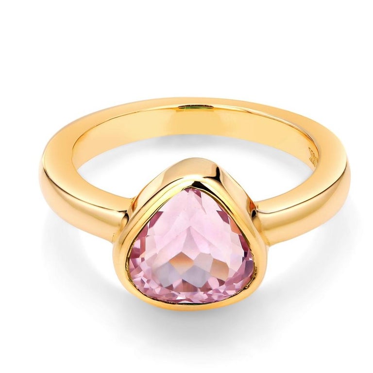 Heart Cut Heart Shape Kunzite Bezel Raised Dome Yellow Gold Cocktail Ring For Sale