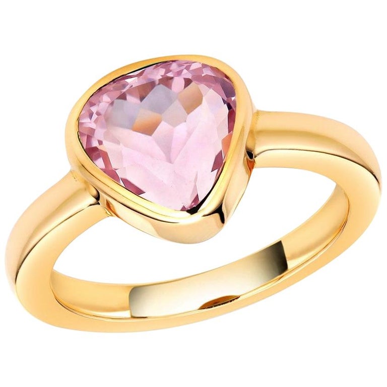 Heart Shape Kunzite Bezel Raised Dome Yellow Gold Cocktail Ring For Sale