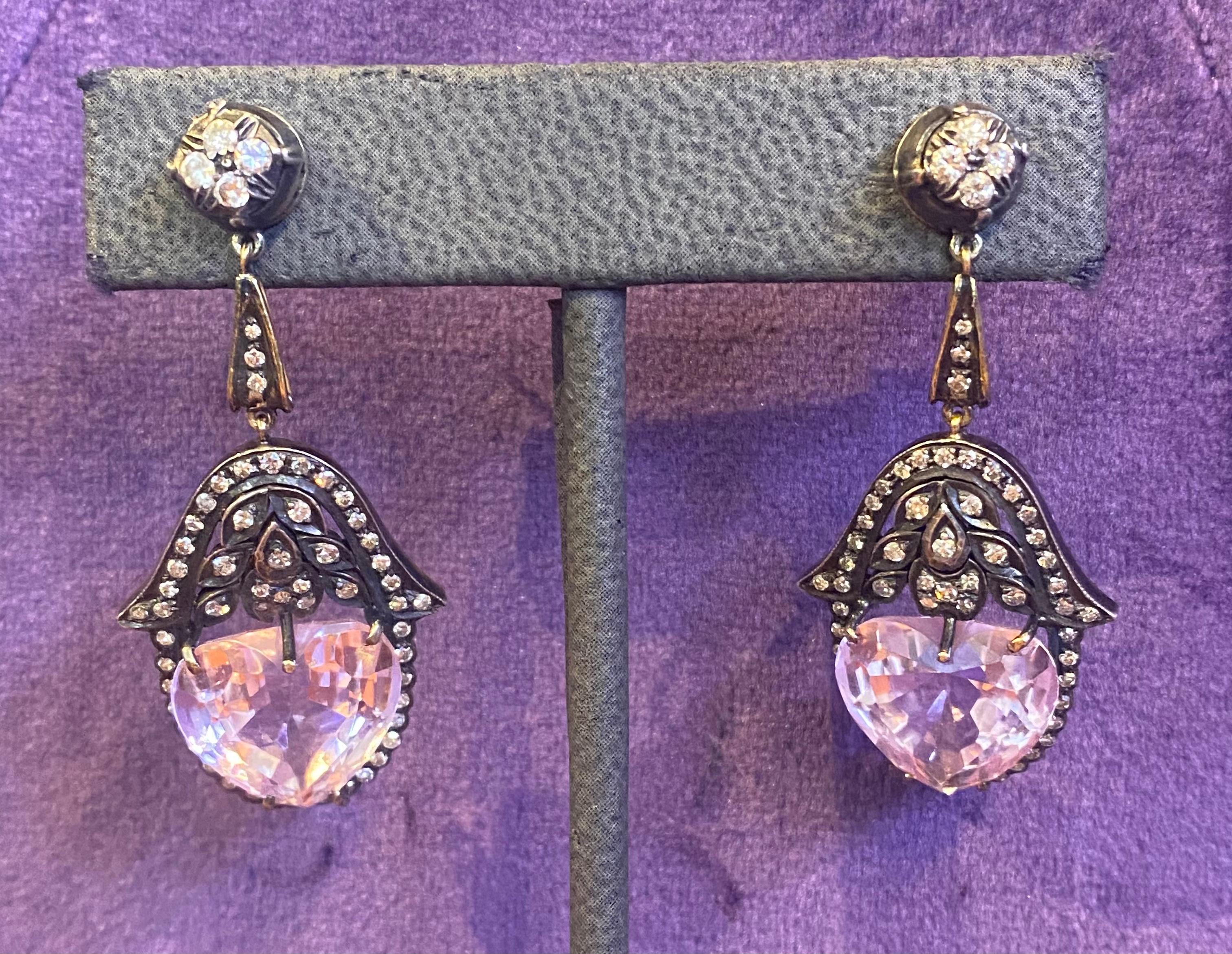 Heart Shape Kunzite & Diamond Earrings  In Excellent Condition For Sale In New York, NY