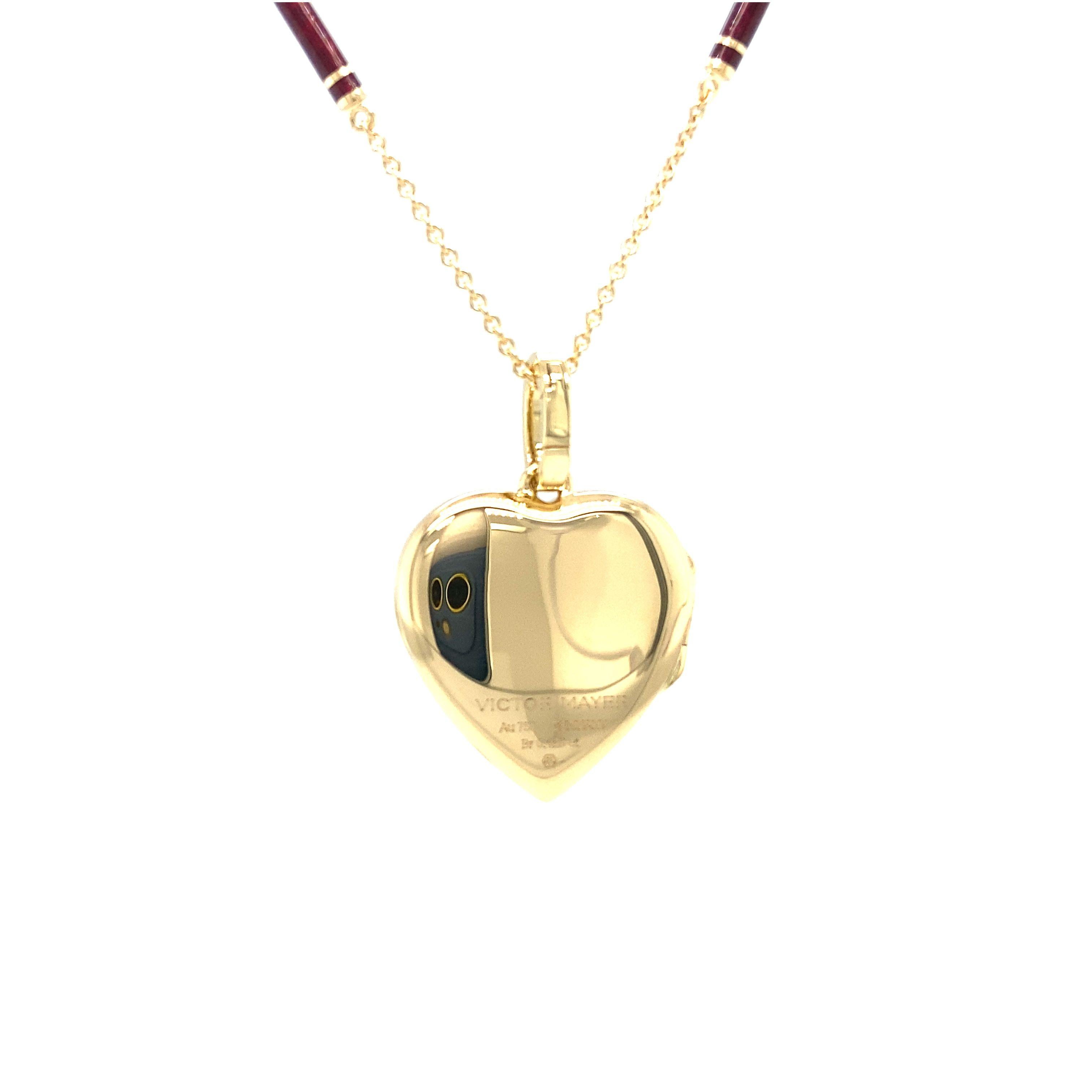 Collana con ciondolo a forma di cuore in oro giallo 18k con smalto rosa e rosso e 6 diamanti In condizioni Nuovo in vendita a Pforzheim, DE