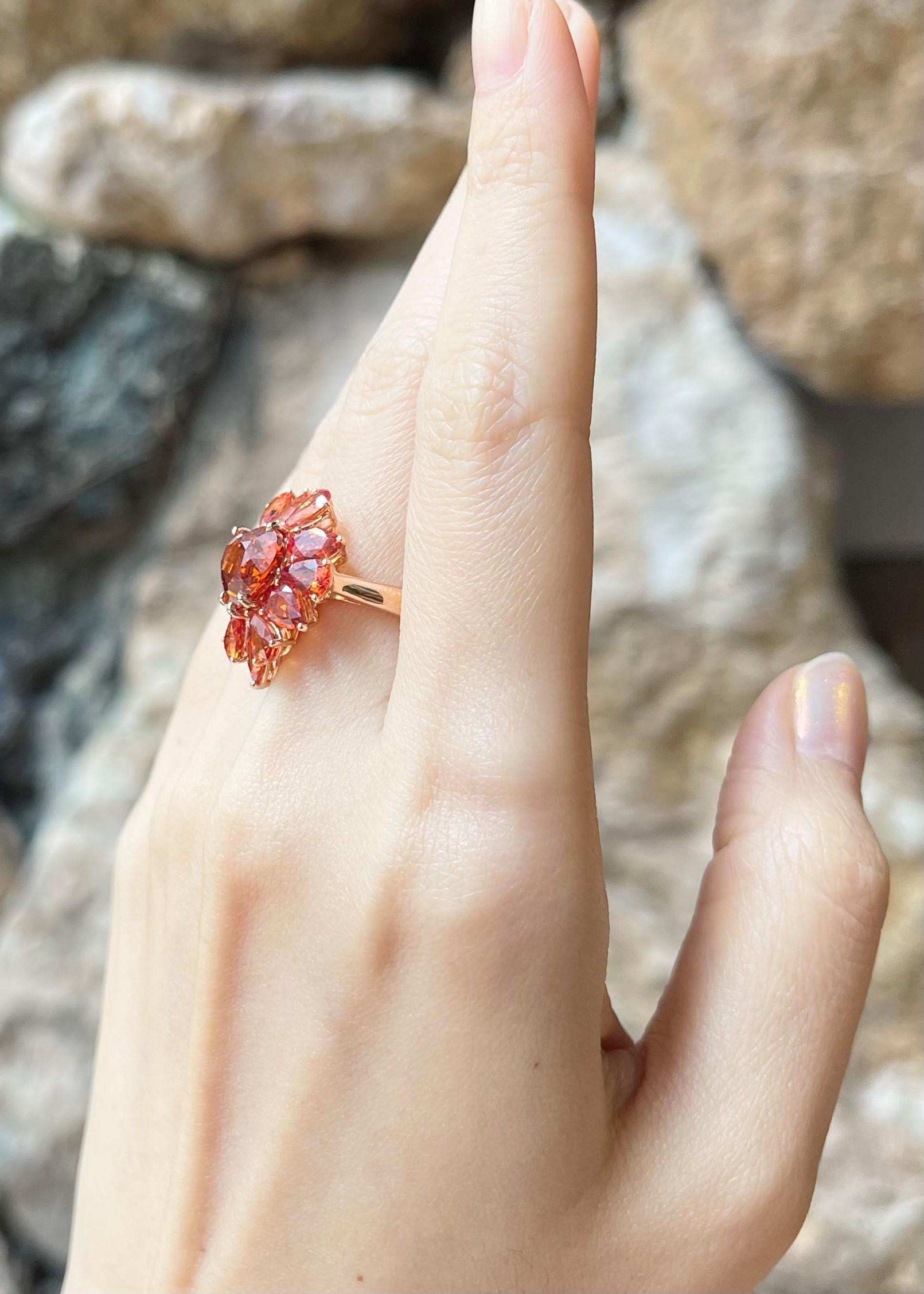 Ring in Herzform mit orangefarbenem Saphir in 18 Karat Roségold gefasst im Zustand „Neu“ im Angebot in Bangkok, TH