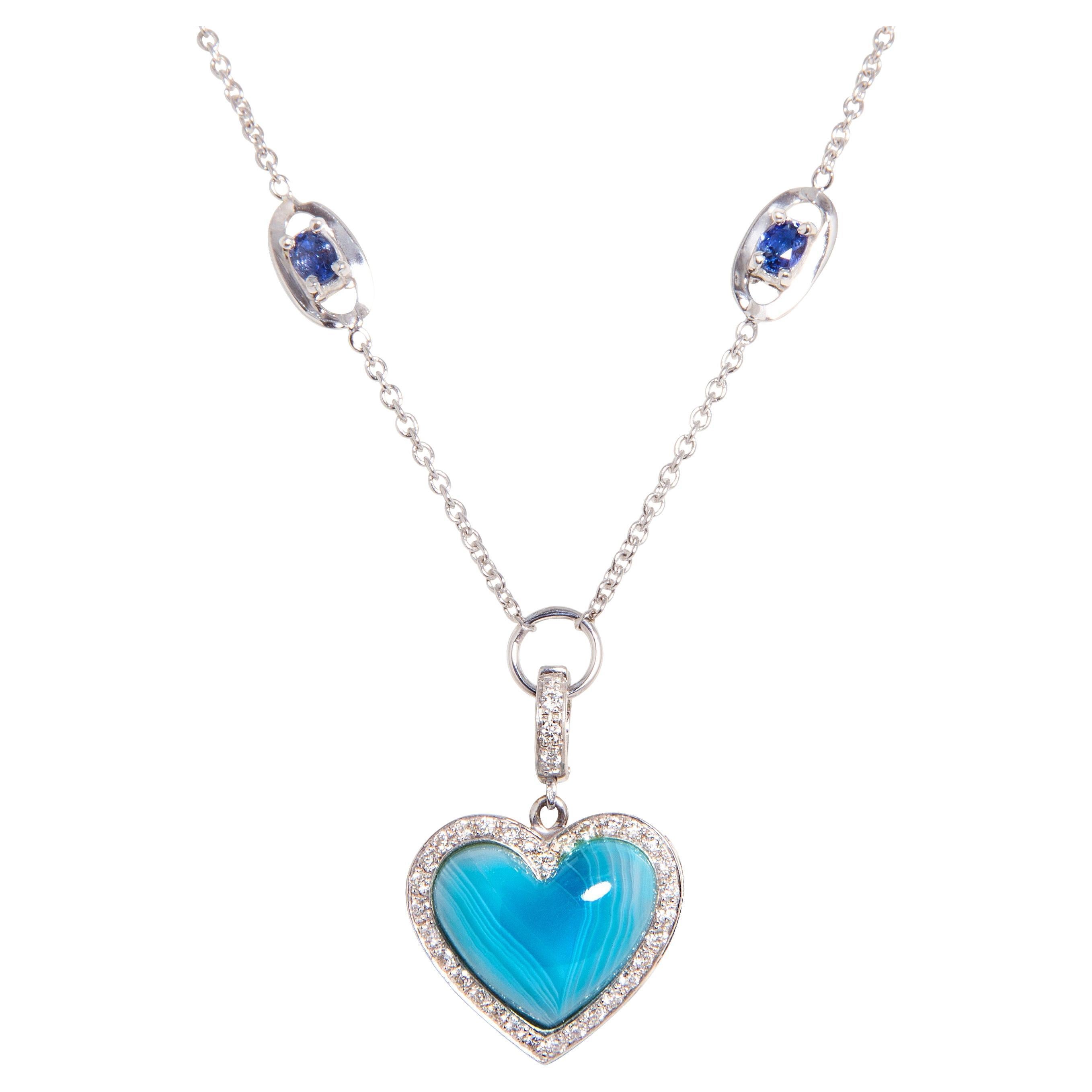 Herzform Anhänger Diamanten Blauer Saphir Kette Design von Ella Gafter im Angebot
