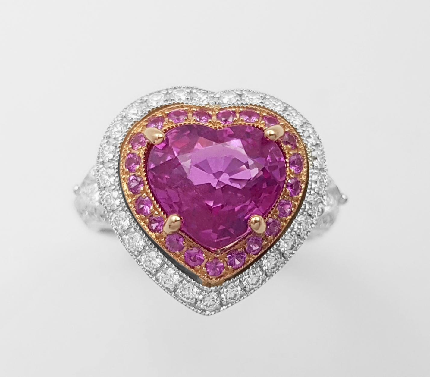 Bague en or 18 carats sertie d'un saphir rose en forme de cœur avec diamant et saphir rose en vente 8